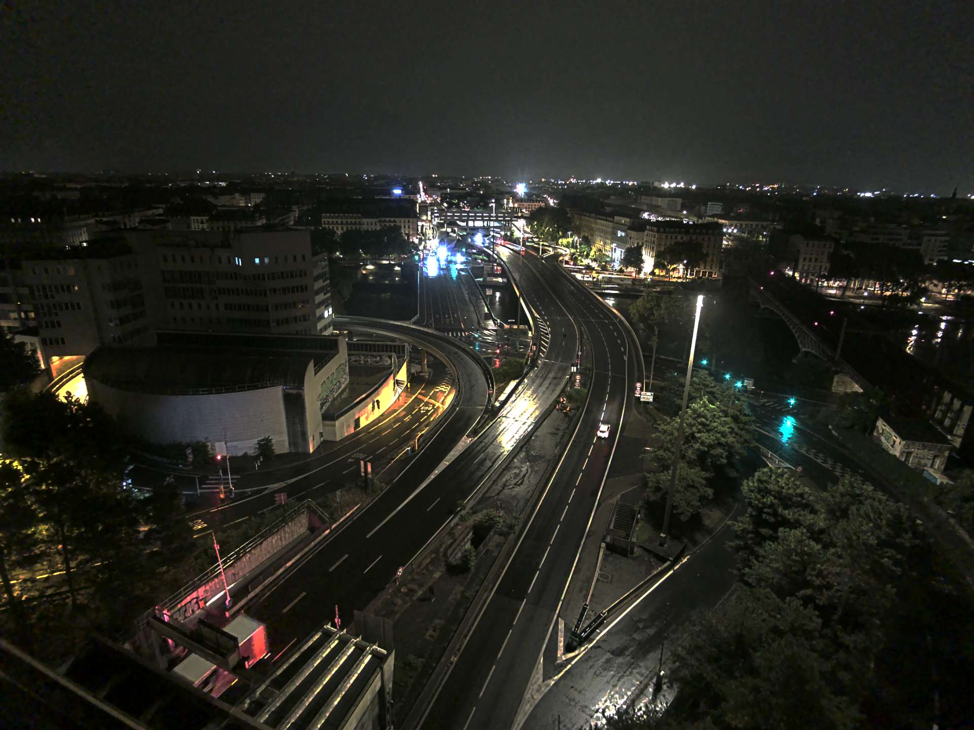 Caméra autoroute à Lyon Perrache à l'entrée Sud du Tunnel sous Fourvière, en direction de Marseille