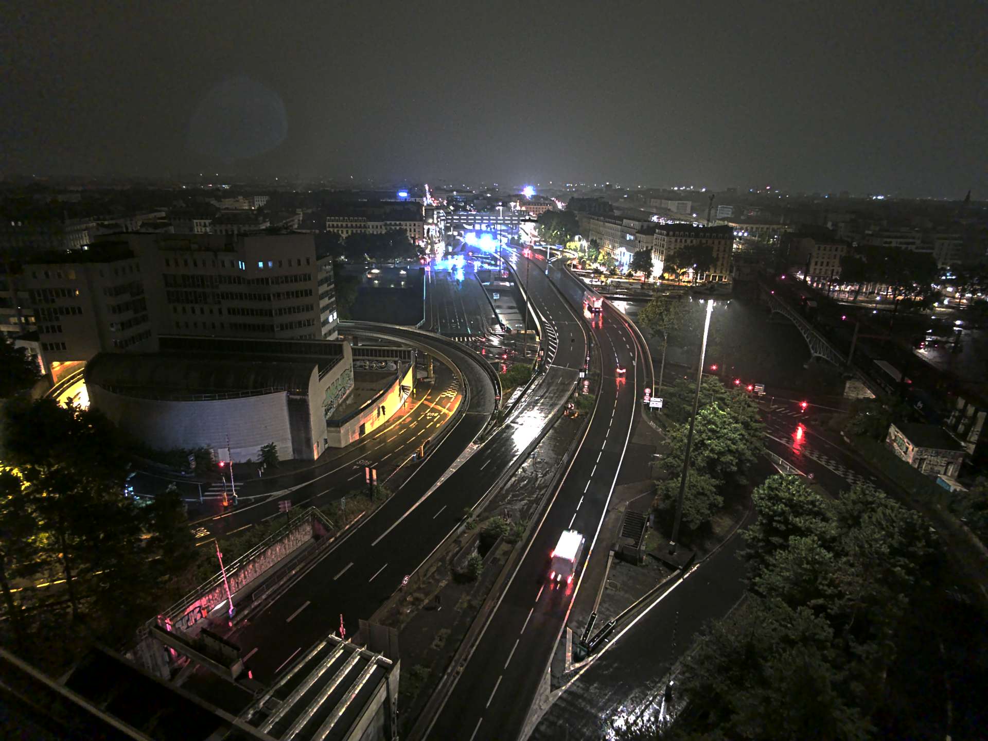 Caméra autoroute à Lyon Perrache à l'entrée Sud du Tunnel sous Fourvière, en direction de Marseille