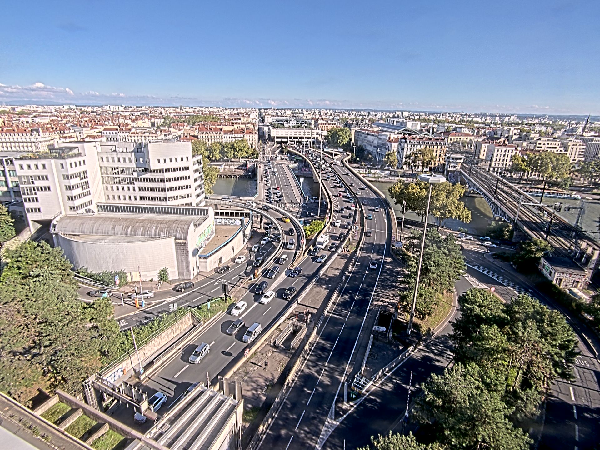 Caméra autoroute à Lyon Perrache à l'entrée Sud du Tunnel sous Fourvière, en direction de Marseille