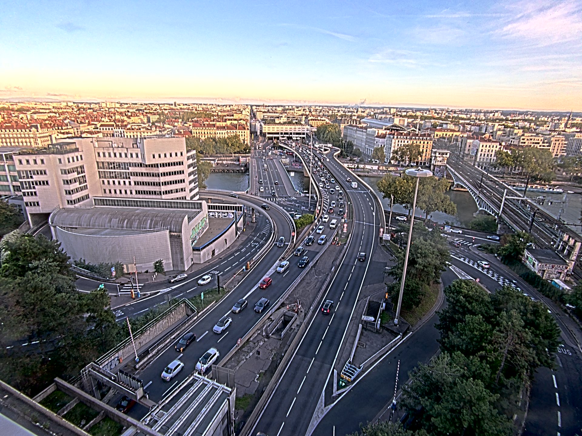 Caméra autoroute à Lyon Perrache à l'entrée Sud du Tunnel sous Fourvière, en direction de Marseille