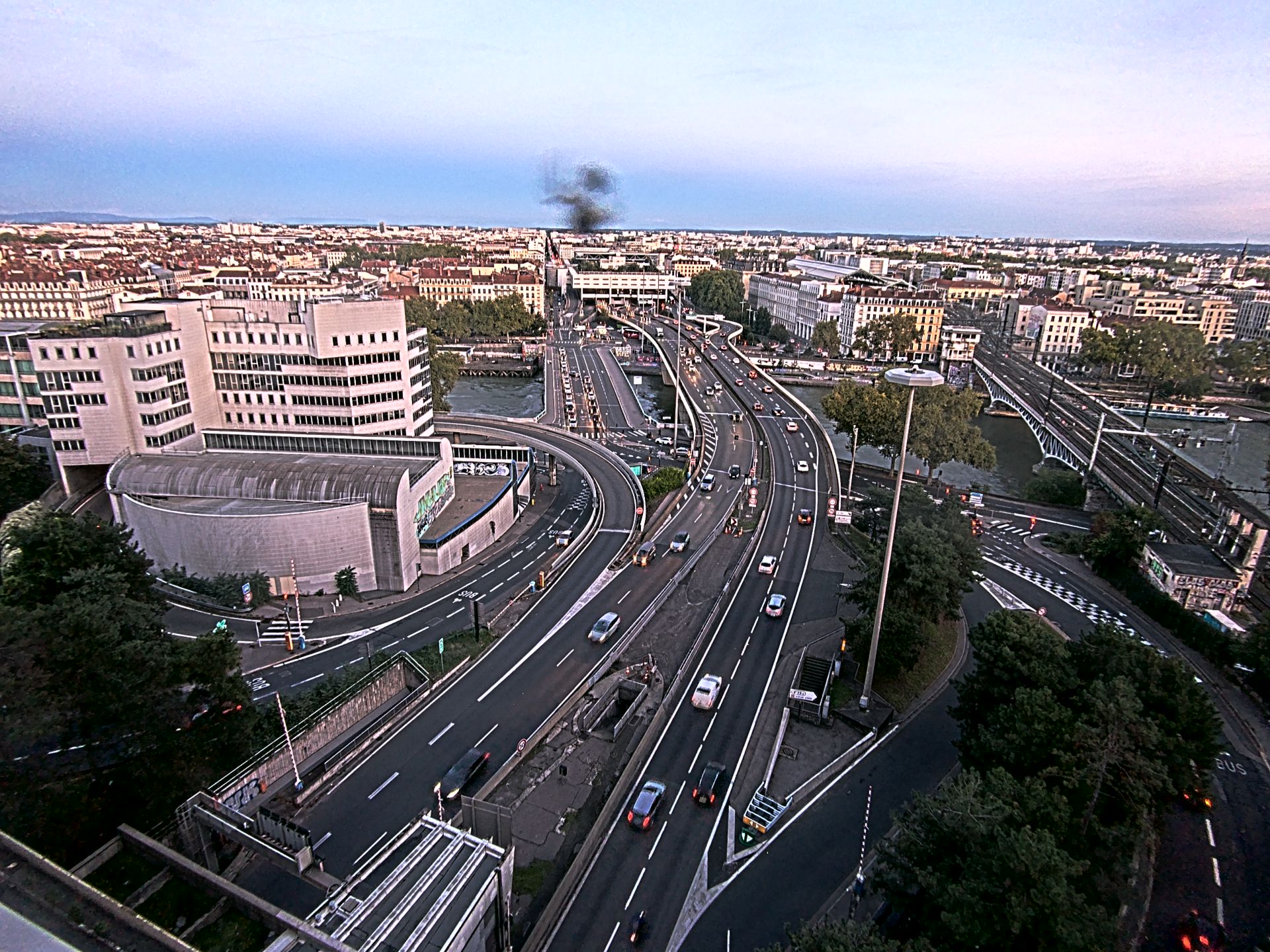 Caméra autoroute à Lyon Perrache à l'entrée Sud du Tunnel sous Fourvière, en direction de Marseille