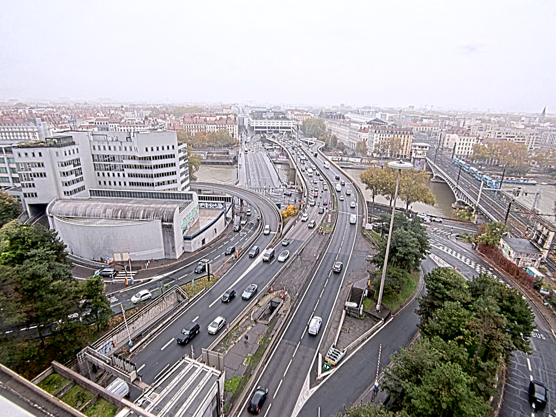 Caméra autoroute à Lyon Perrache à l'entrée Sud du Tunnel sous Fourvière, en direction de Marseille