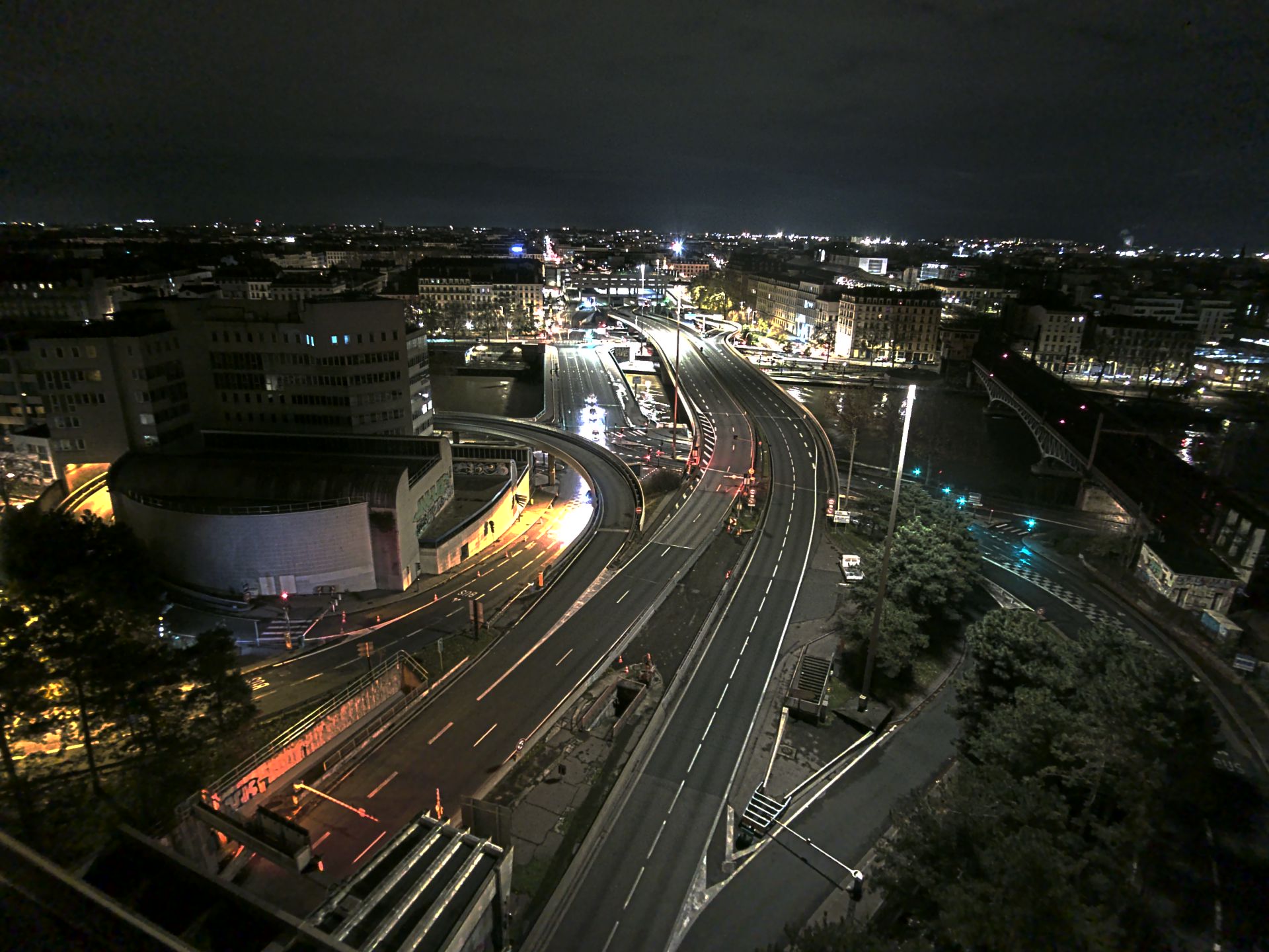 Caméra autoroute à Lyon Perrache à l'entrée Sud du Tunnel sous Fourvière, en direction de Marseille