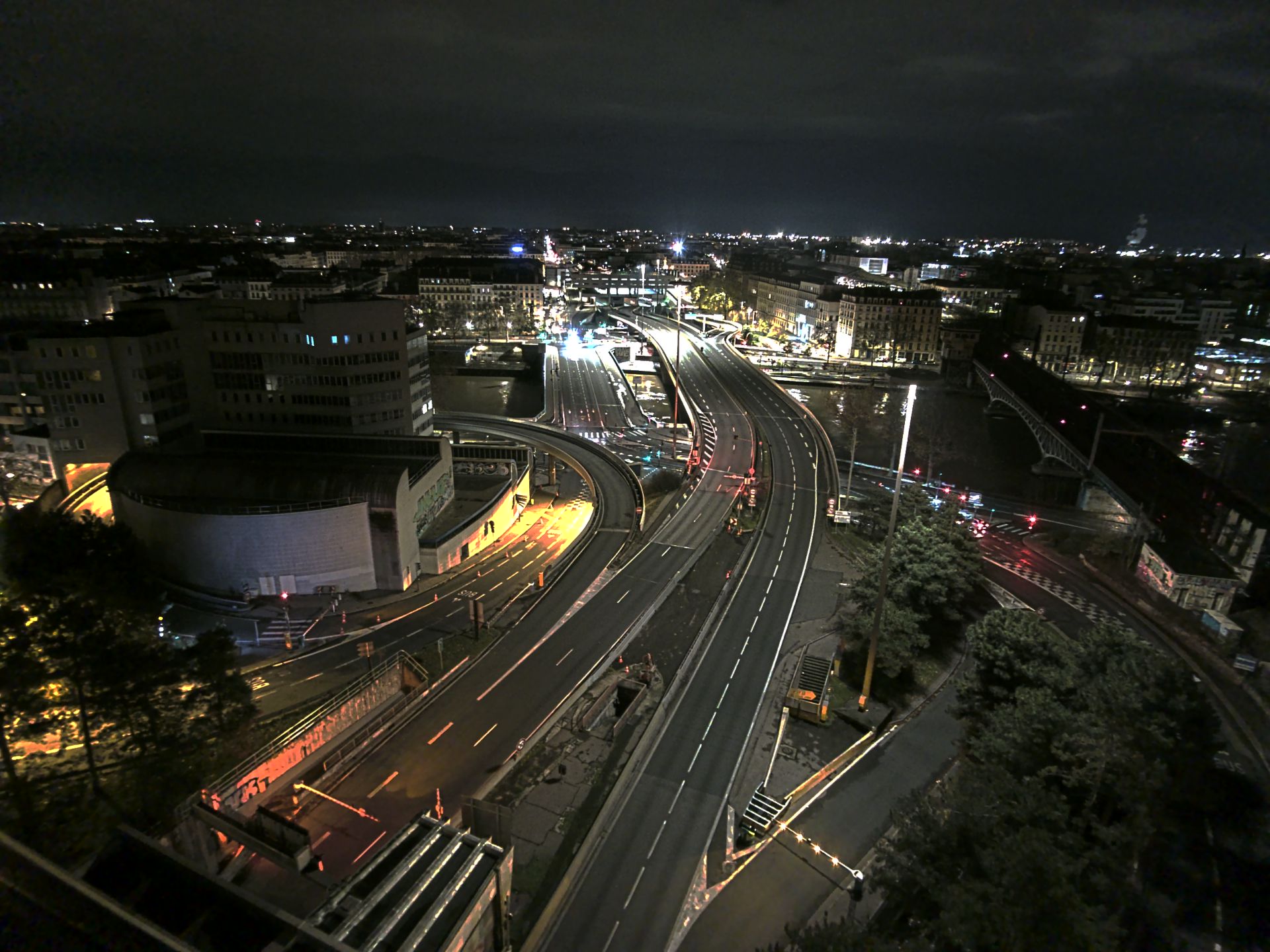 Caméra autoroute à Lyon Perrache à l'entrée Sud du Tunnel sous Fourvière, en direction de Marseille