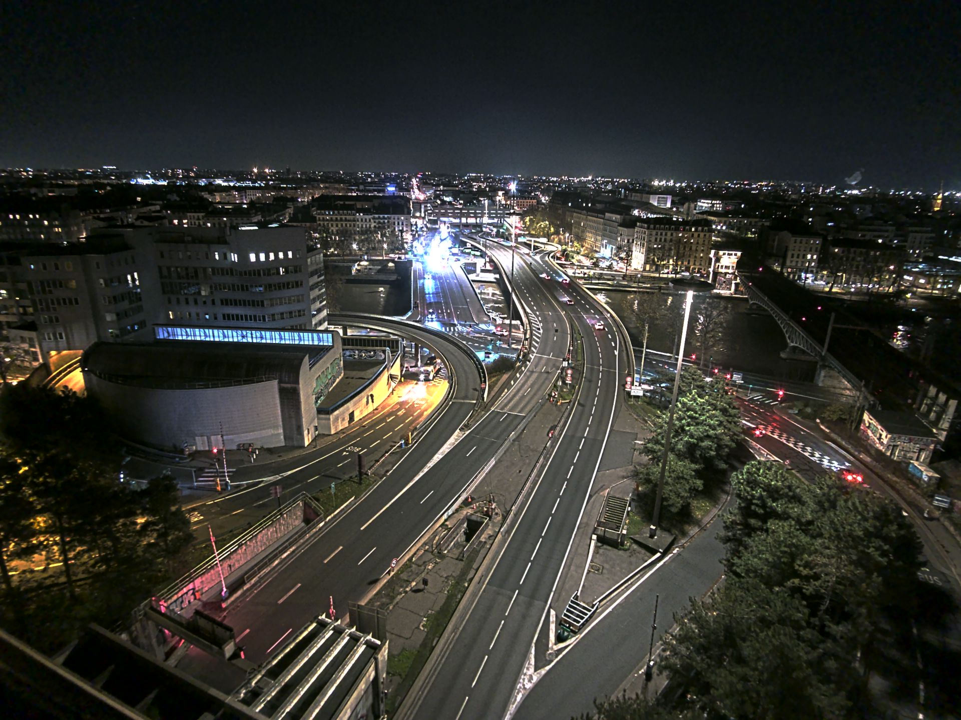 Caméra autoroute à Lyon Perrache à l'entrée Sud du Tunnel sous Fourvière, en direction de Marseille