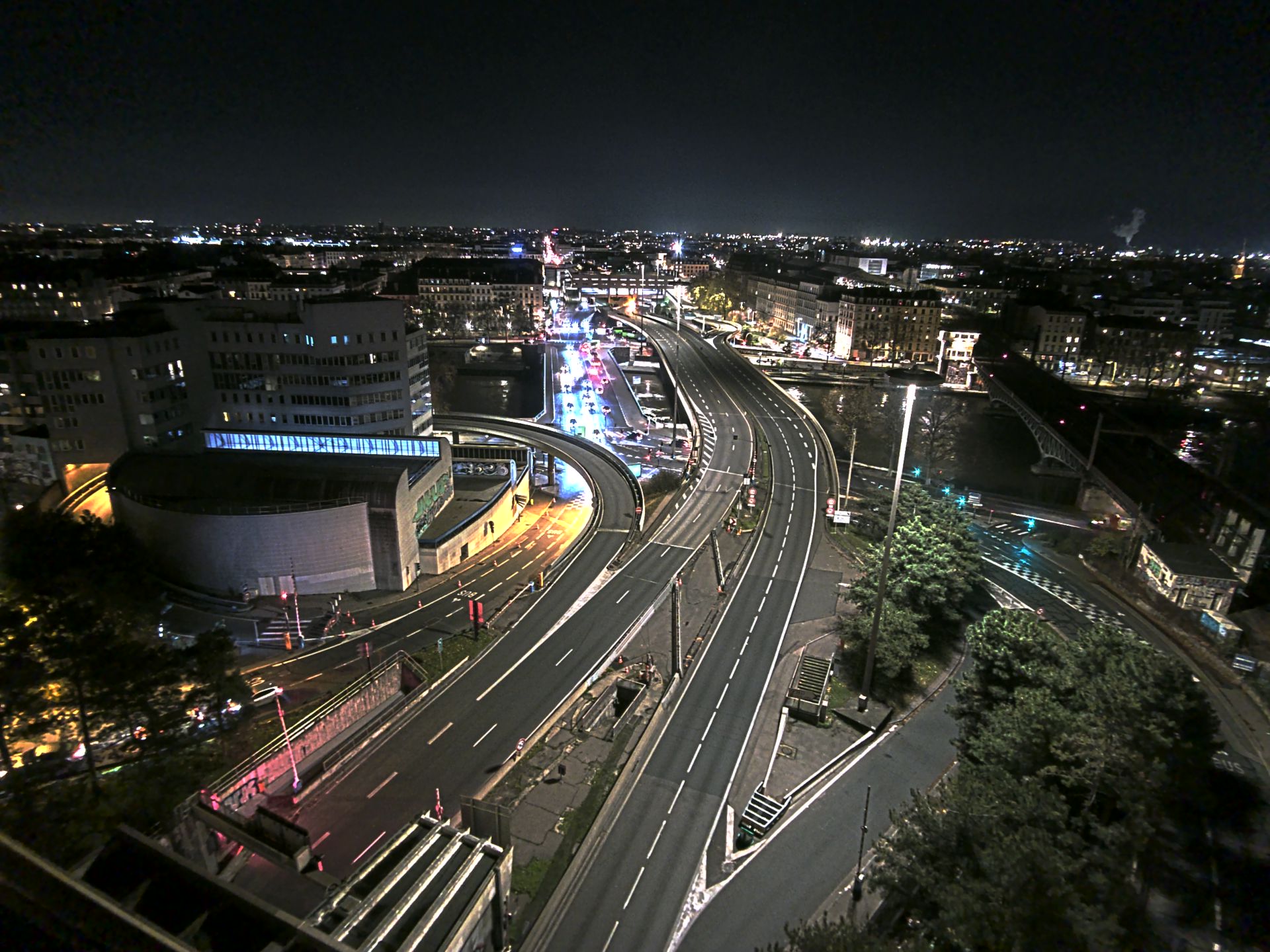 Caméra autoroute à Lyon Perrache à l'entrée Sud du Tunnel sous Fourvière, en direction de Marseille