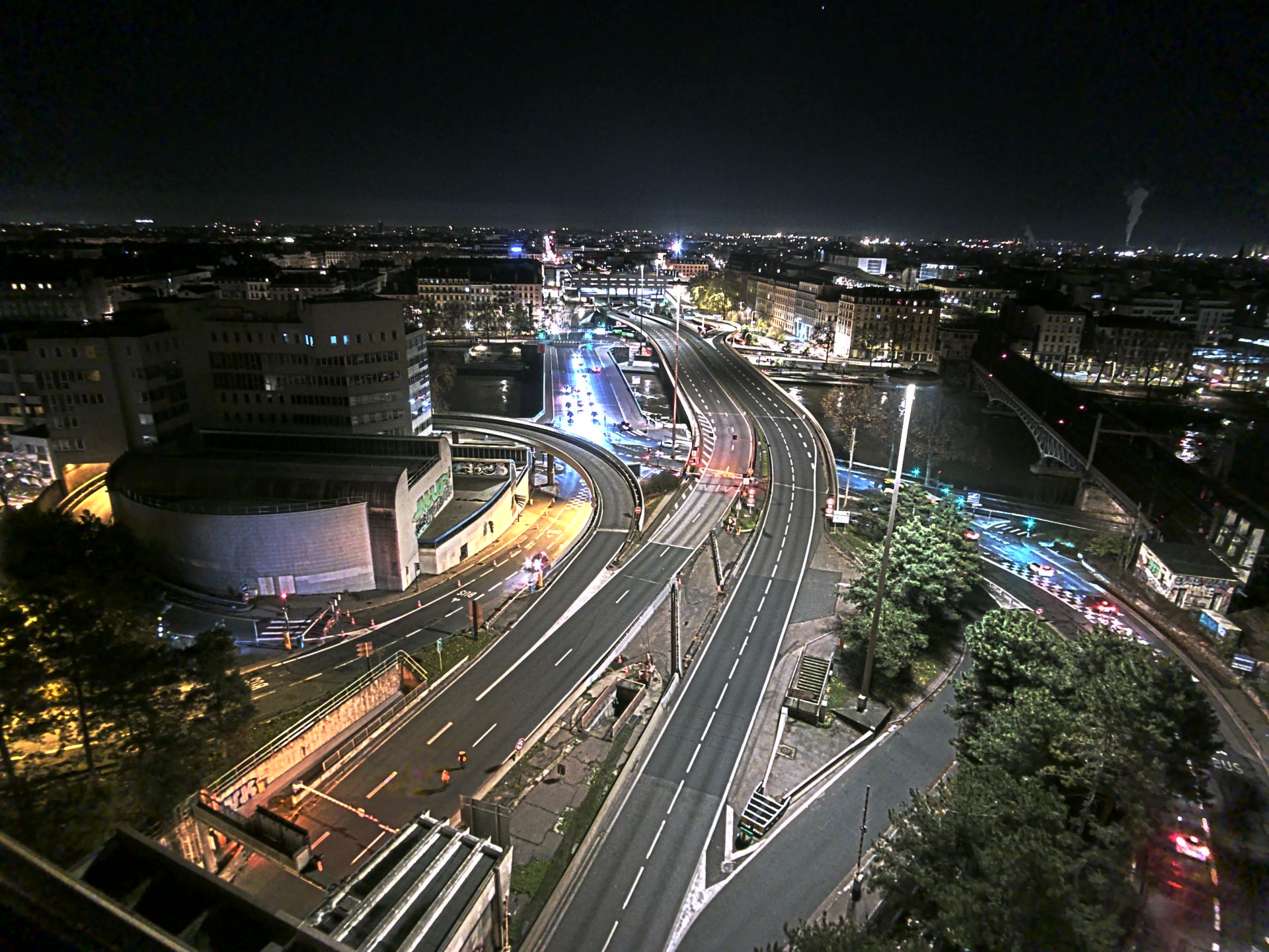 Caméra autoroute à Lyon Perrache à l'entrée Sud du Tunnel sous Fourvière, en direction de Marseille