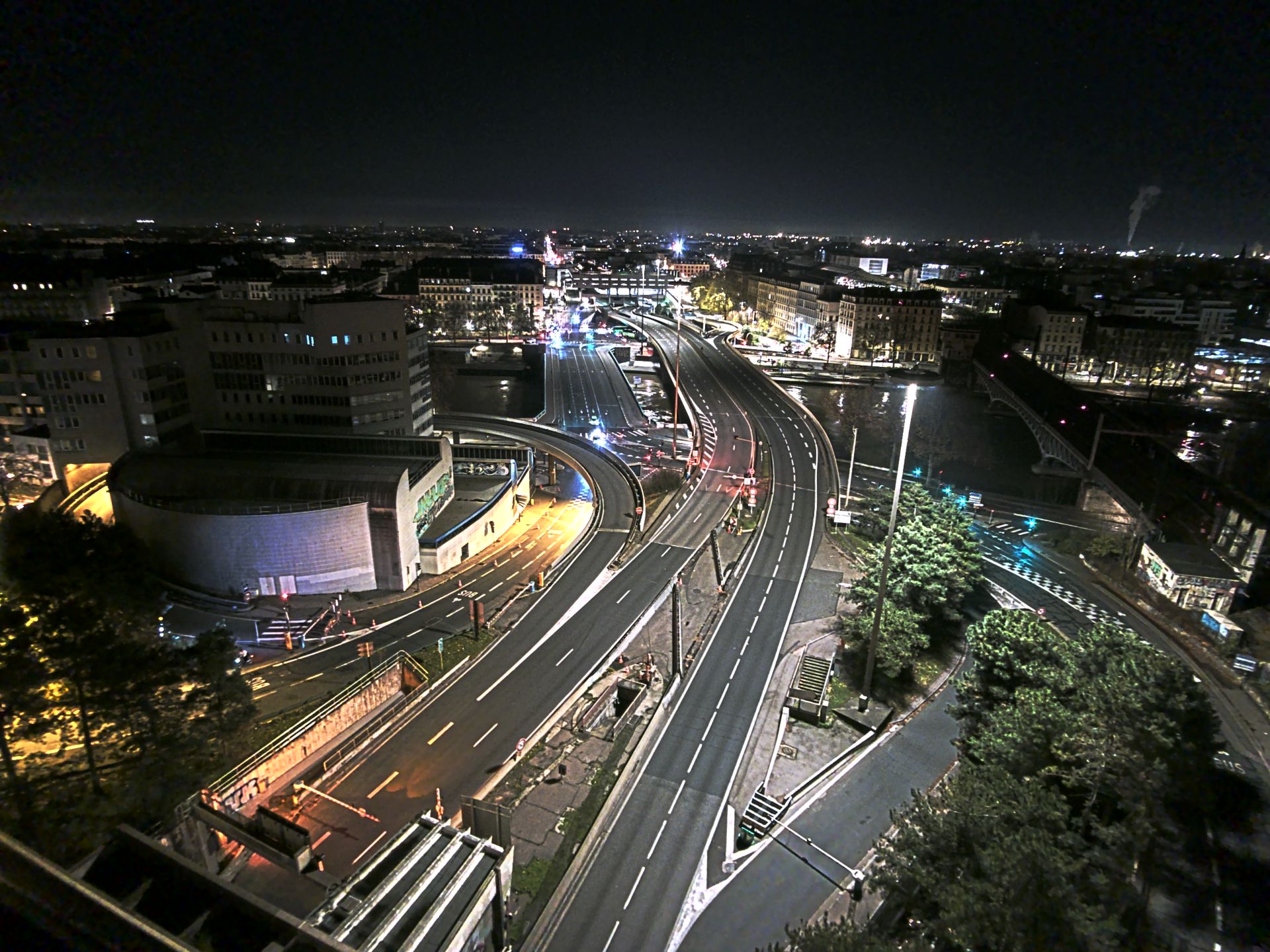 Caméra autoroute à Lyon Perrache à l'entrée Sud du Tunnel sous Fourvière, en direction de Marseille
