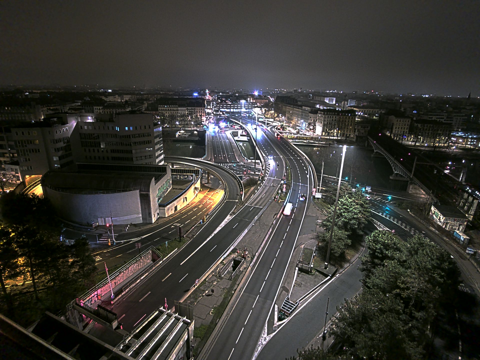 Caméra autoroute à Lyon Perrache à l'entrée Sud du Tunnel sous Fourvière, en direction de Marseille