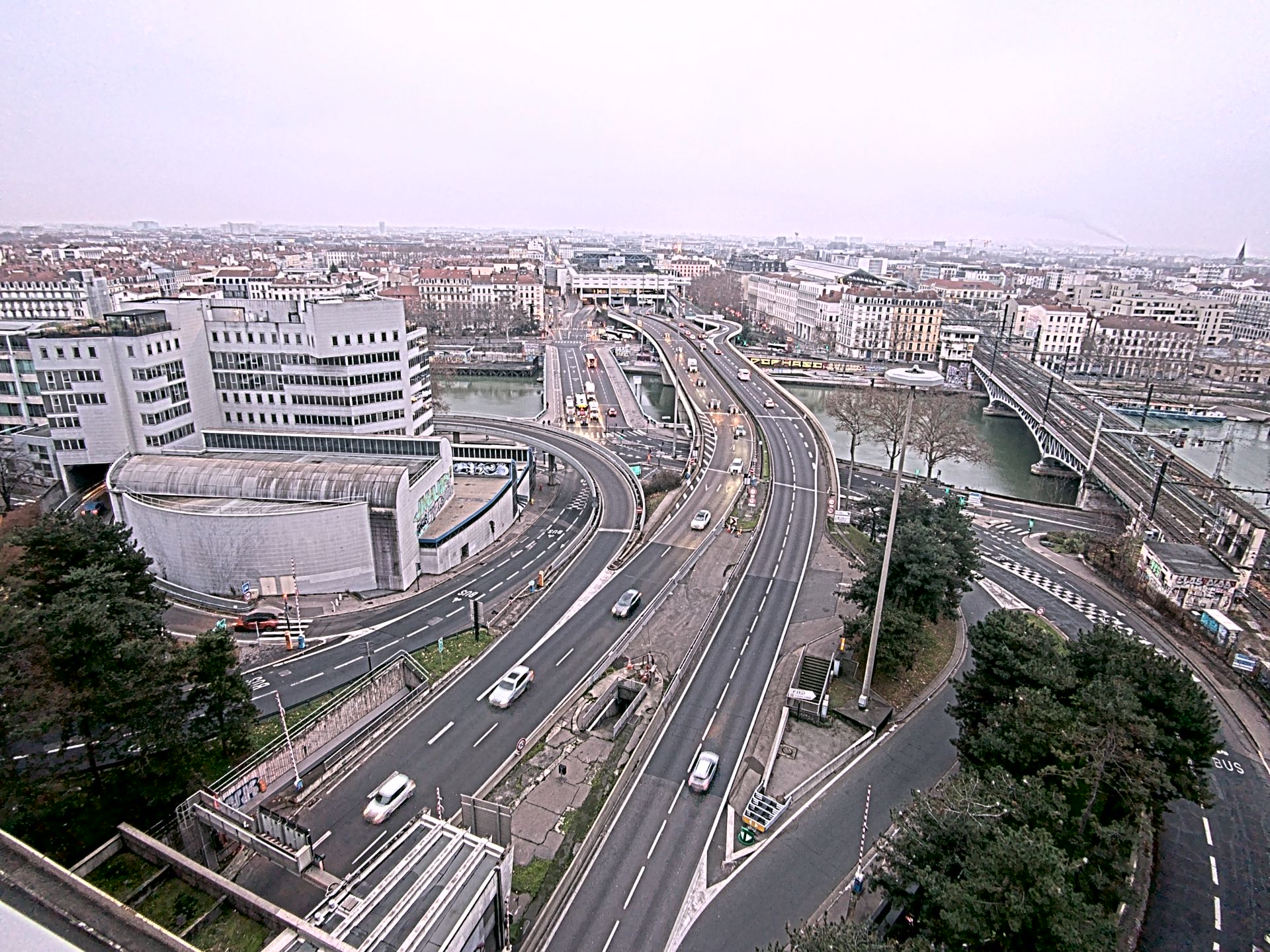 Caméra autoroute à Lyon Perrache à l'entrée Sud du Tunnel sous Fourvière, en direction de Marseille