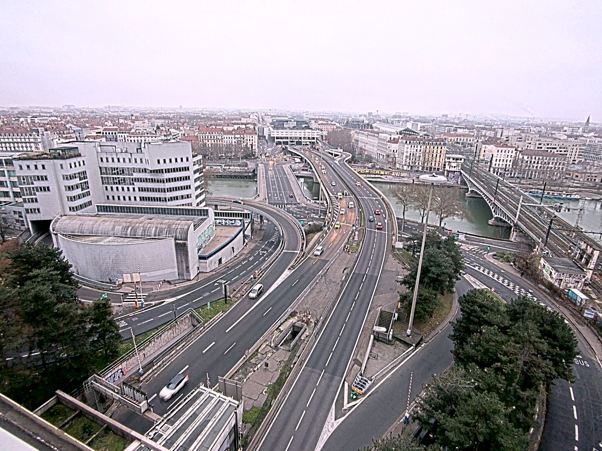 Caméra autoroute à Lyon Perrache à l'entrée Sud du Tunnel sous Fourvière, en direction de Marseille