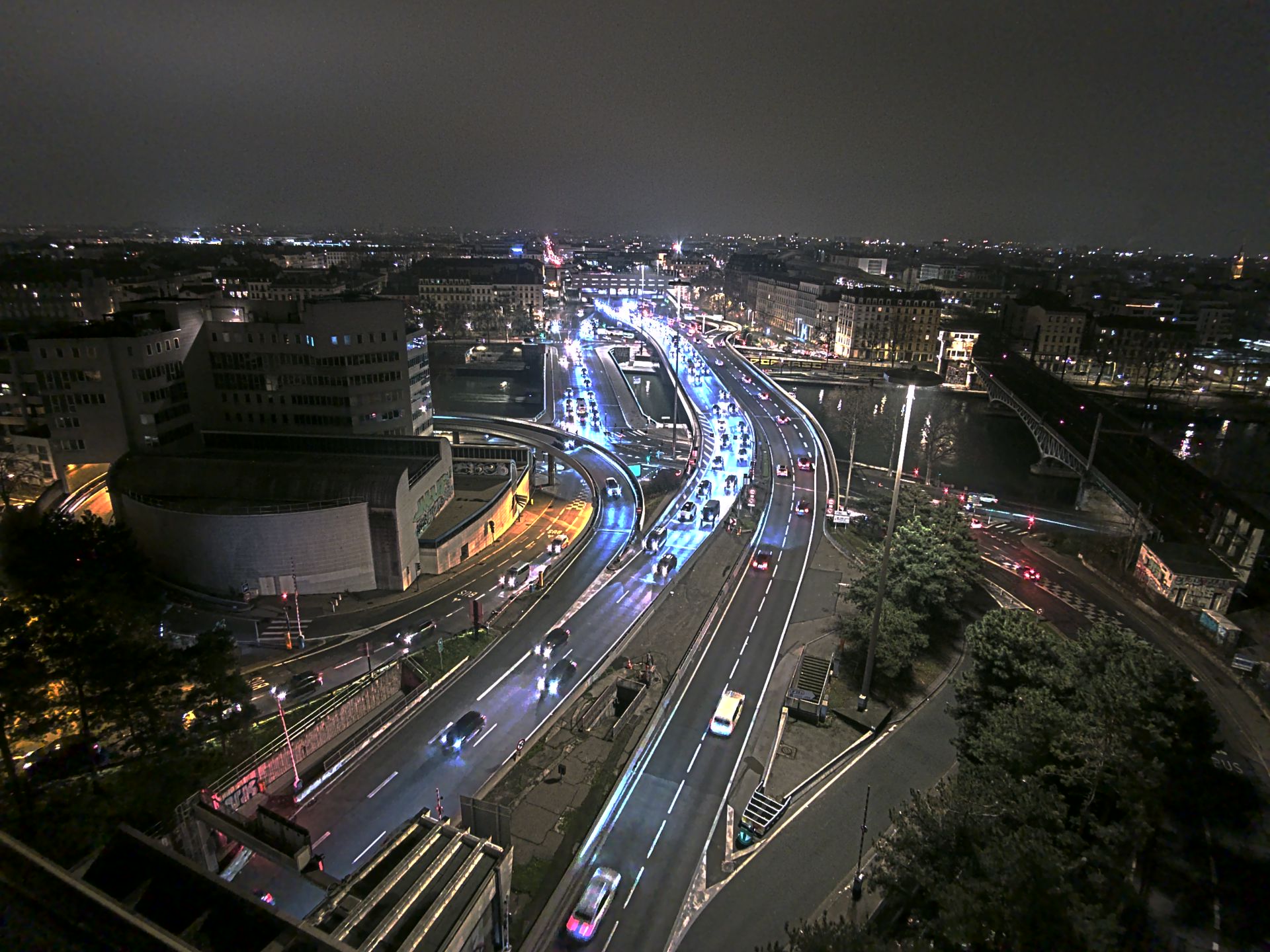 Caméra autoroute à Lyon Perrache à l'entrée Sud du Tunnel sous Fourvière, en direction de Marseille