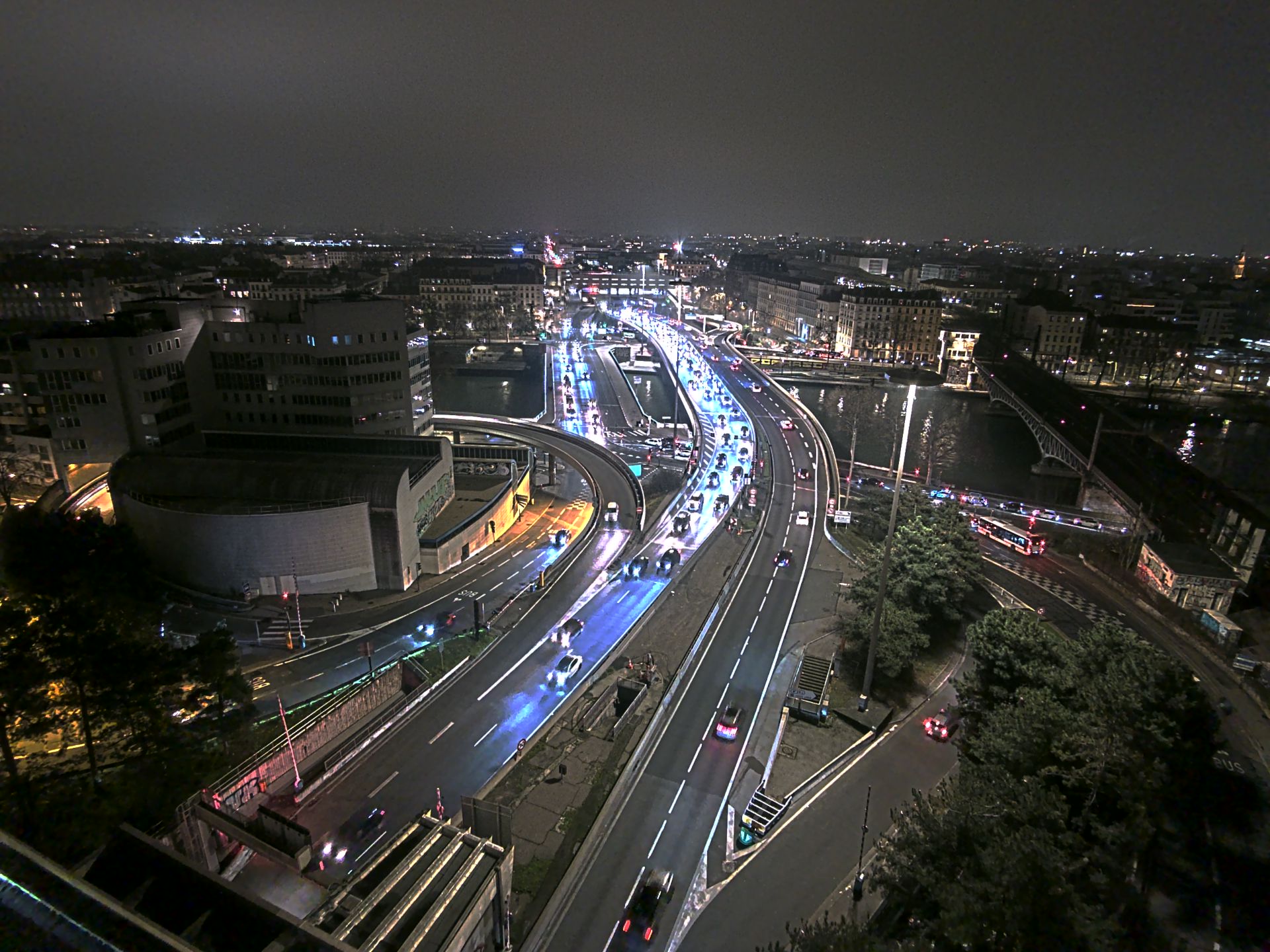 Caméra autoroute à Lyon Perrache à l'entrée Sud du Tunnel sous Fourvière, en direction de Marseille