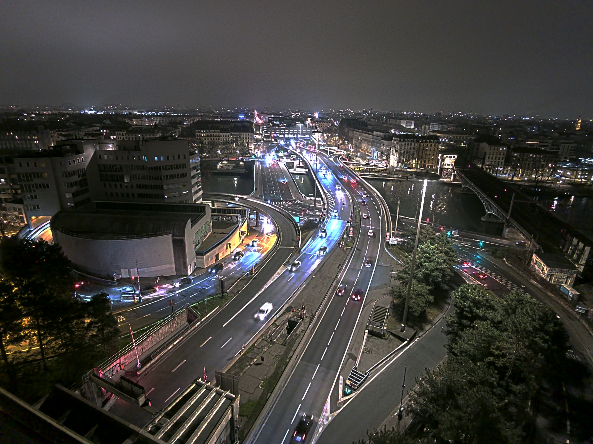 Caméra autoroute à Lyon Perrache à l'entrée Sud du Tunnel sous Fourvière, en direction de Marseille