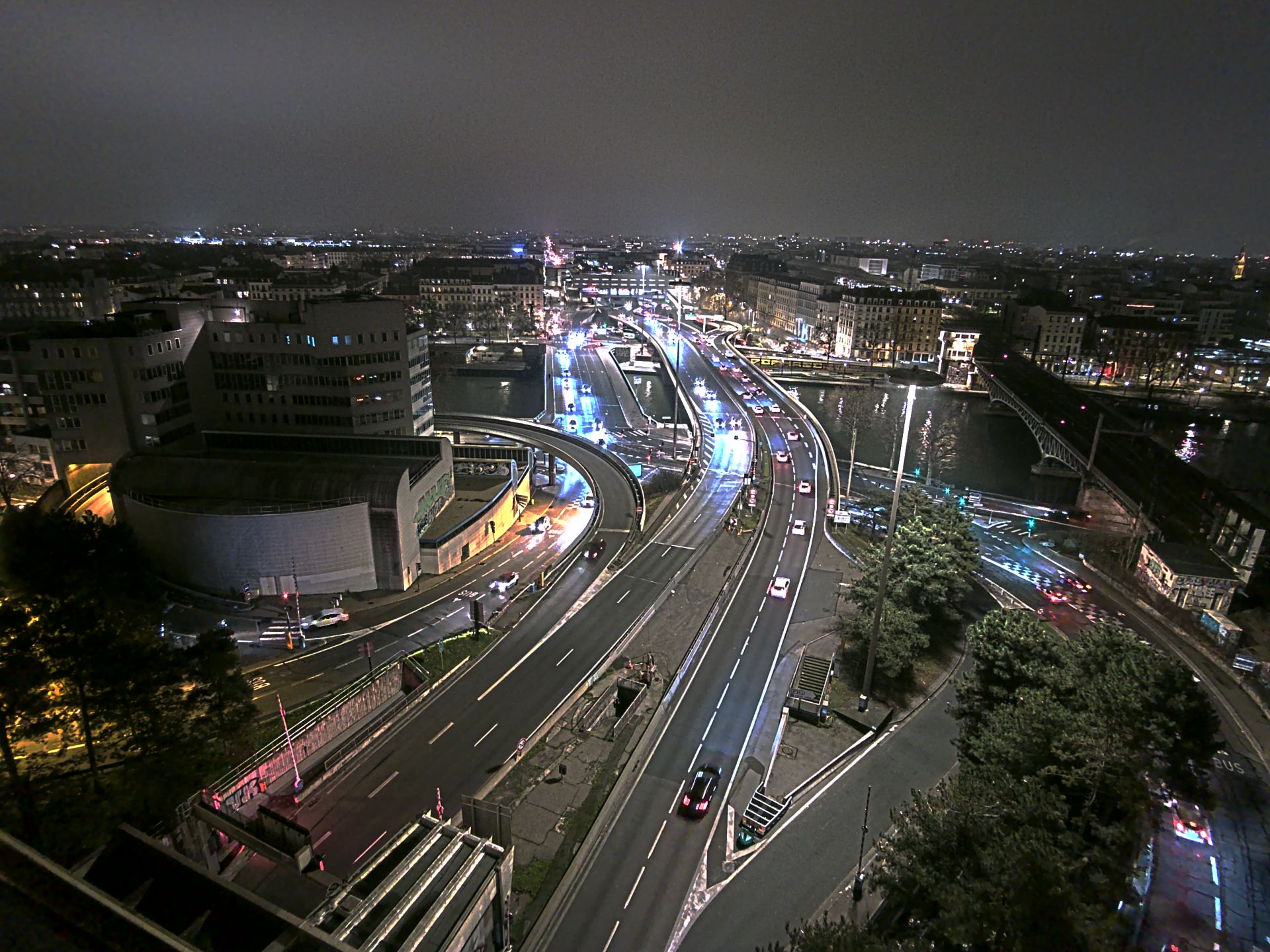 Caméra autoroute à Lyon Perrache à l'entrée Sud du Tunnel sous Fourvière, en direction de Marseille