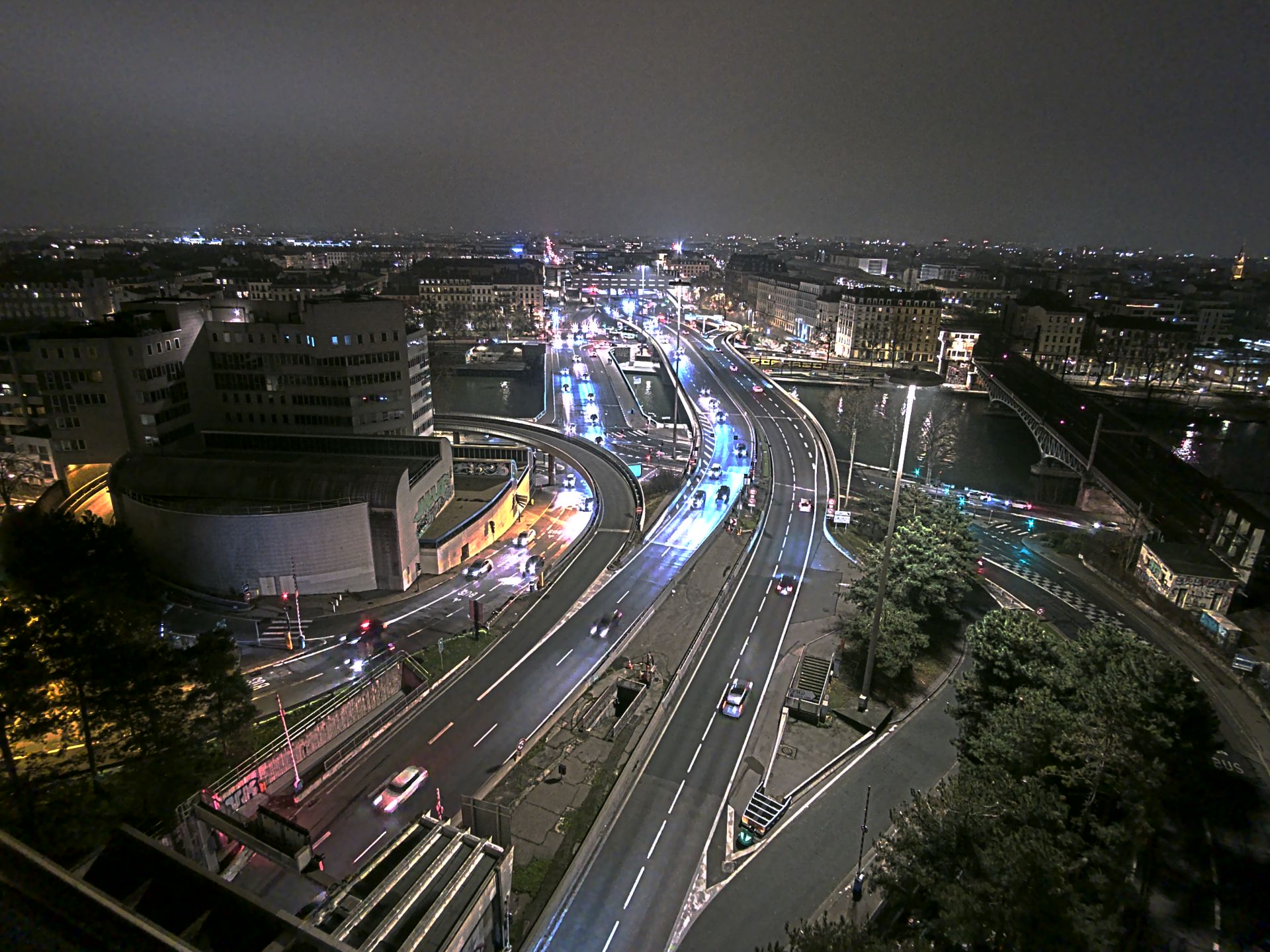 Caméra autoroute à Lyon Perrache à l'entrée Sud du Tunnel sous Fourvière, en direction de Marseille