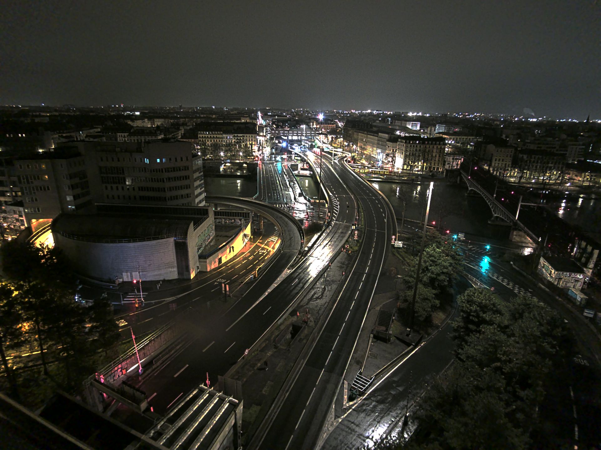 Caméra autoroute à Lyon Perrache à l'entrée Sud du Tunnel sous Fourvière, en direction de Marseille
