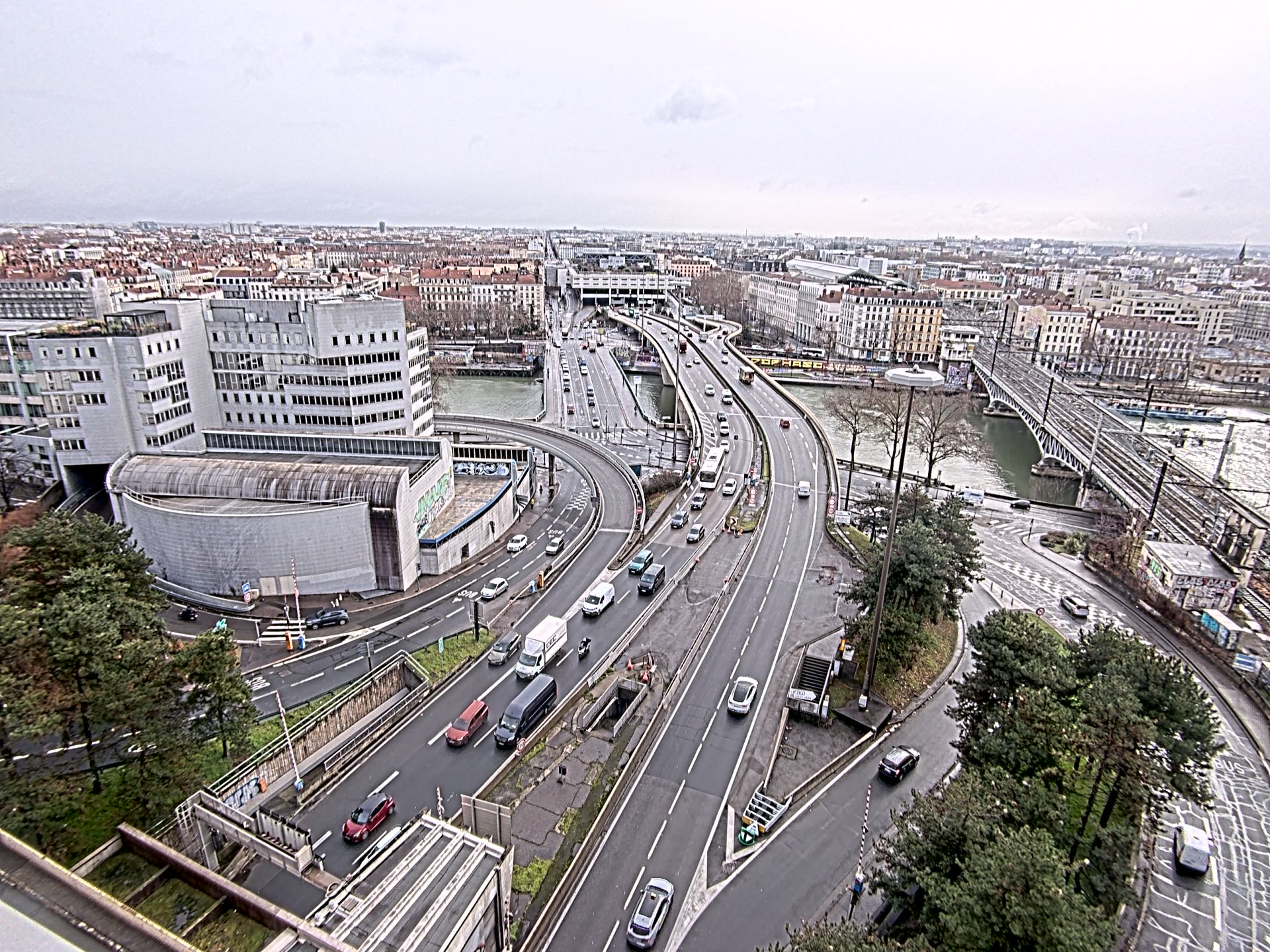 Caméra autoroute à Lyon Perrache à l'entrée Sud du Tunnel sous Fourvière, en direction de Marseille
