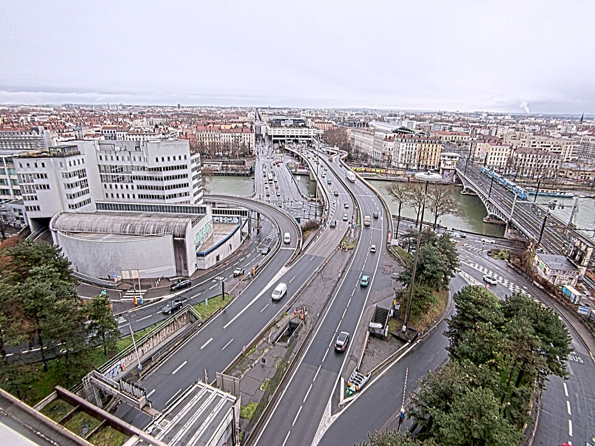 Caméra autoroute à Lyon Perrache à l'entrée Sud du Tunnel sous Fourvière, en direction de Marseille
