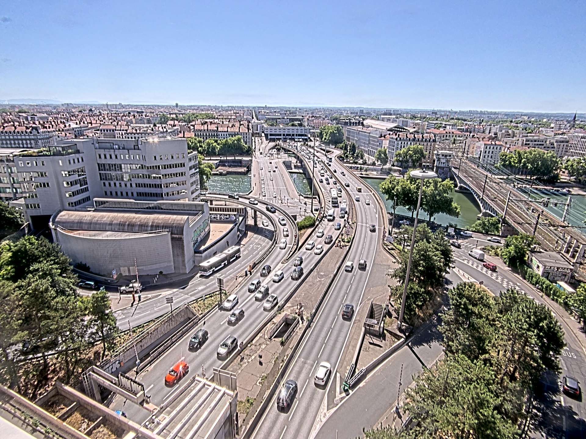Caméra autoroute à Lyon Perrache à l'entrée Sud du Tunnel sous Fourvière, en direction de Marseille