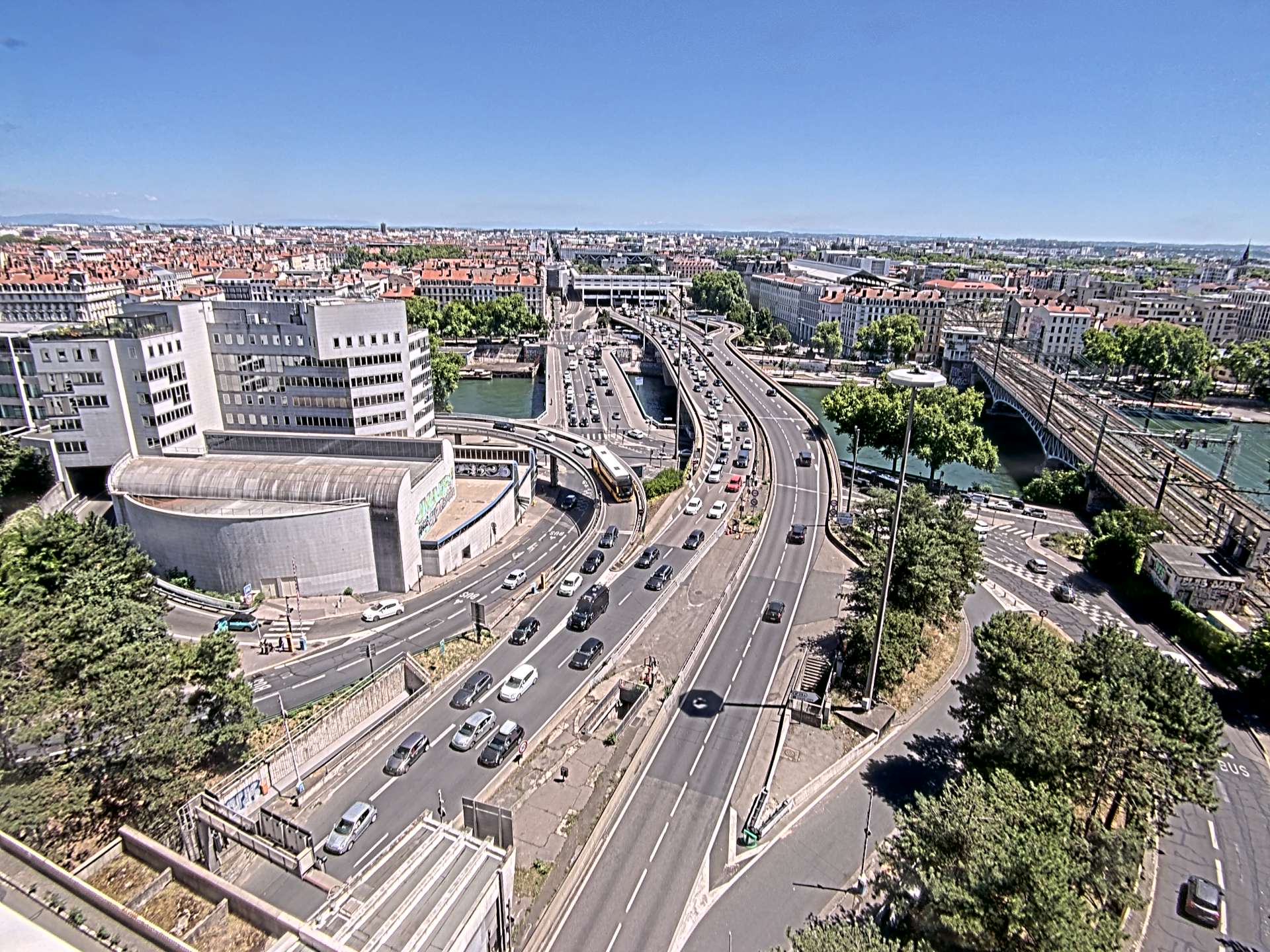 Caméra autoroute à Lyon Perrache à l'entrée Sud du Tunnel sous Fourvière, en direction de Marseille