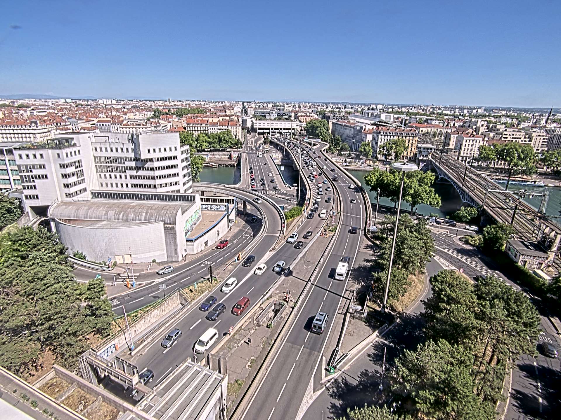 Caméra autoroute à Lyon Perrache à l'entrée Sud du Tunnel sous Fourvière, en direction de Marseille