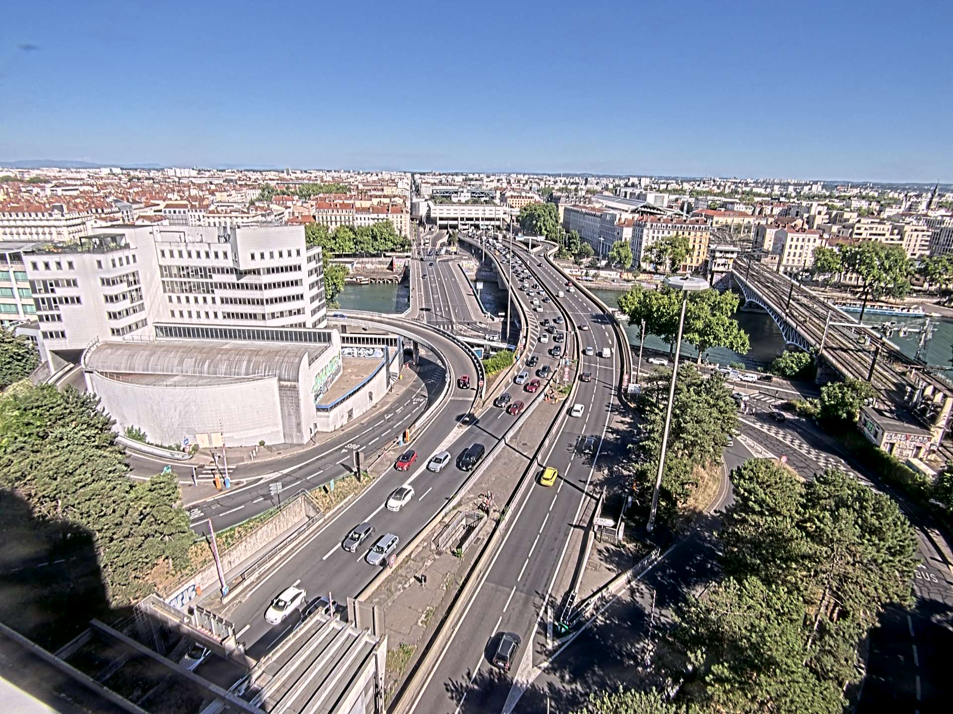 Caméra autoroute à Lyon Perrache à l'entrée Sud du Tunnel sous Fourvière, en direction de Marseille