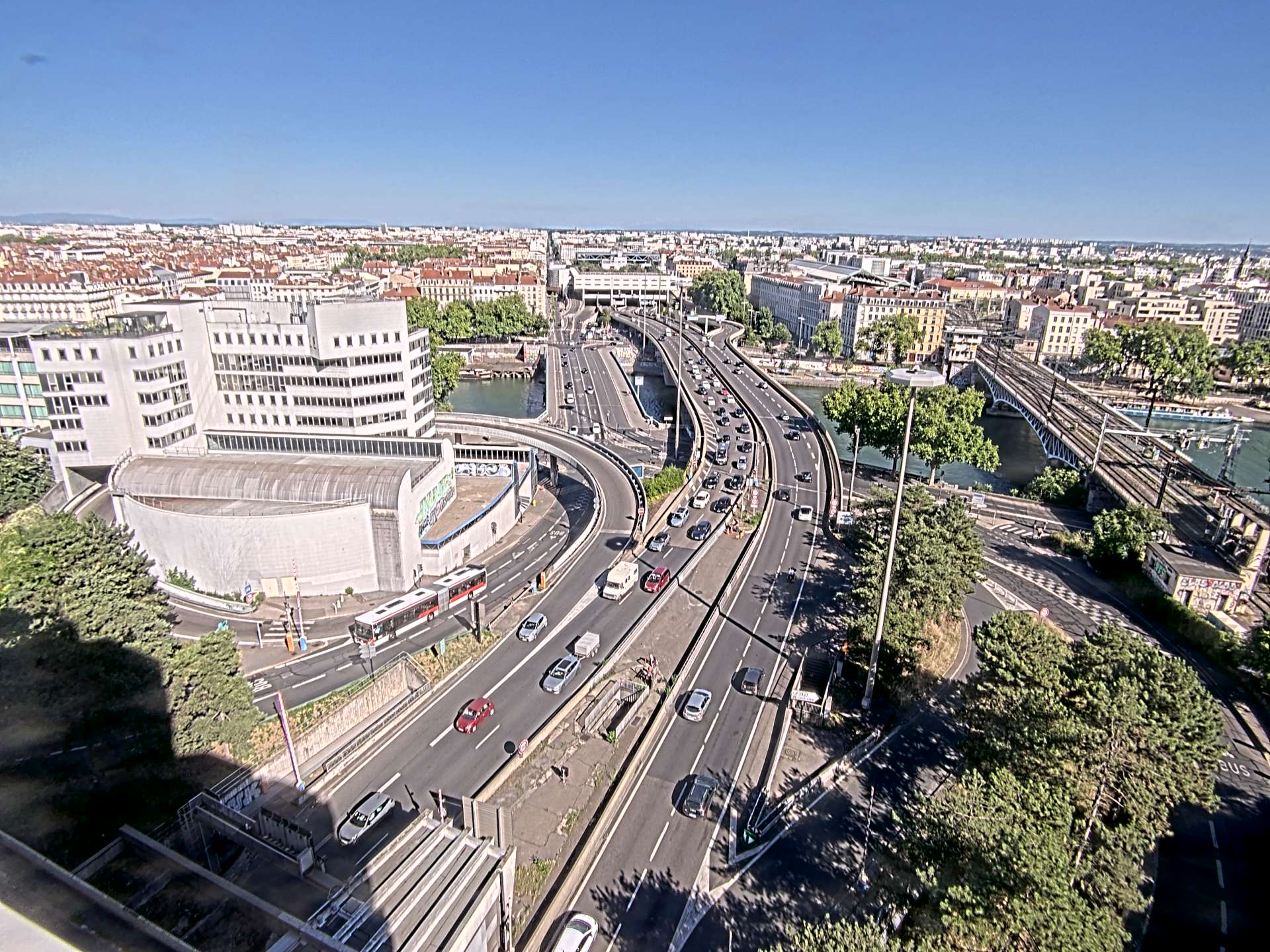 Caméra autoroute à Lyon Perrache à l'entrée Sud du Tunnel sous Fourvière, en direction de Marseille