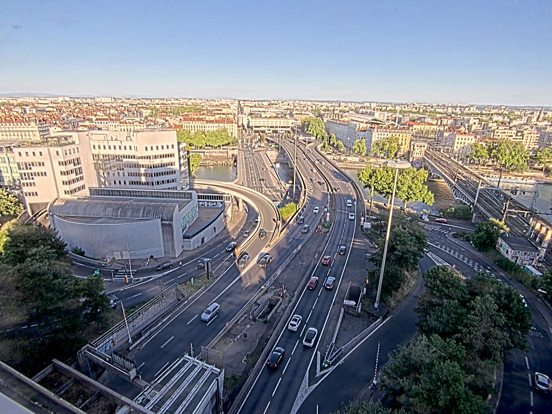 Caméra autoroute à Lyon Perrache à l'entrée Sud du Tunnel sous Fourvière, en direction de Marseille