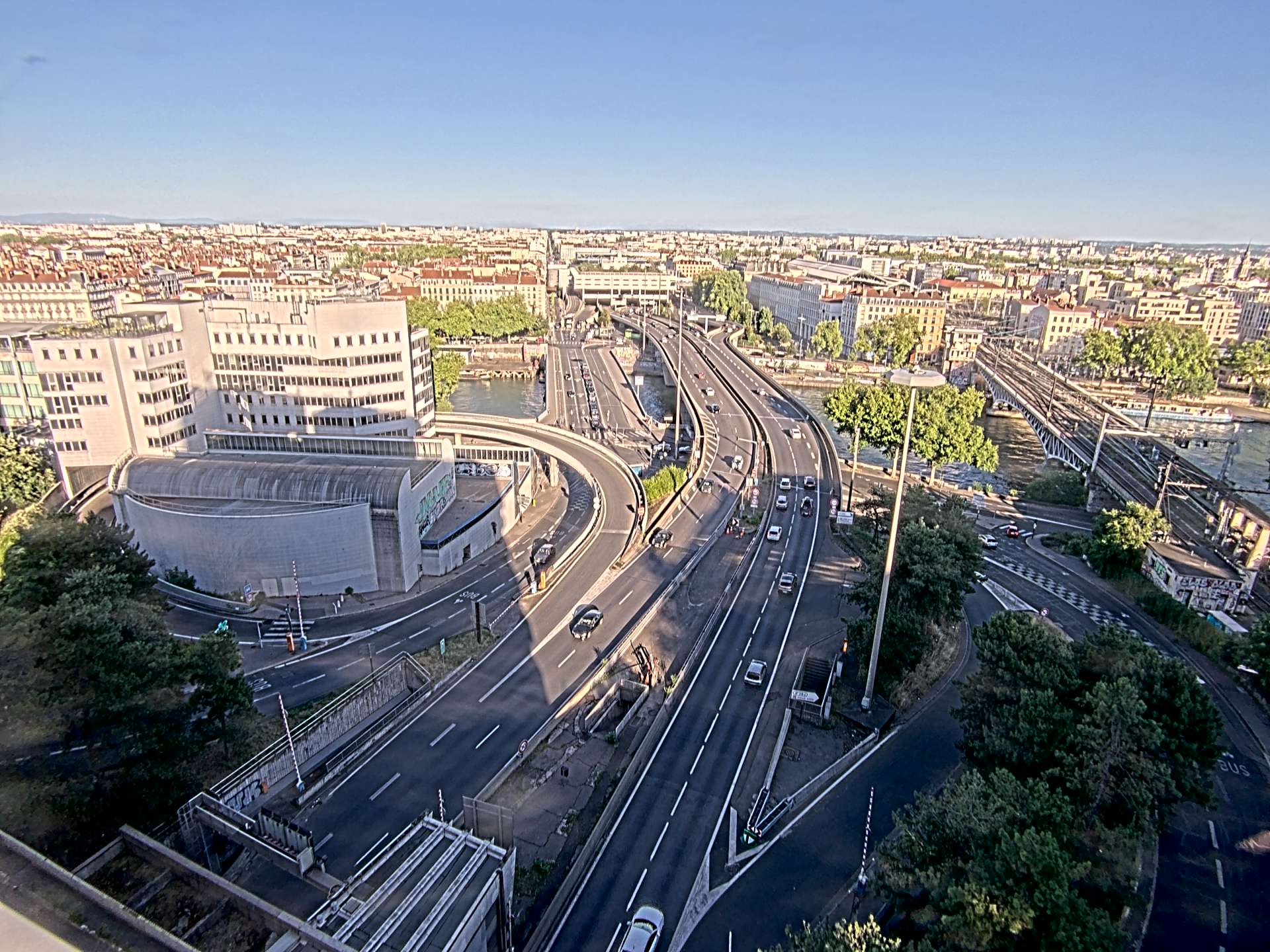 Caméra autoroute à Lyon Perrache à l'entrée Sud du Tunnel sous Fourvière, en direction de Marseille