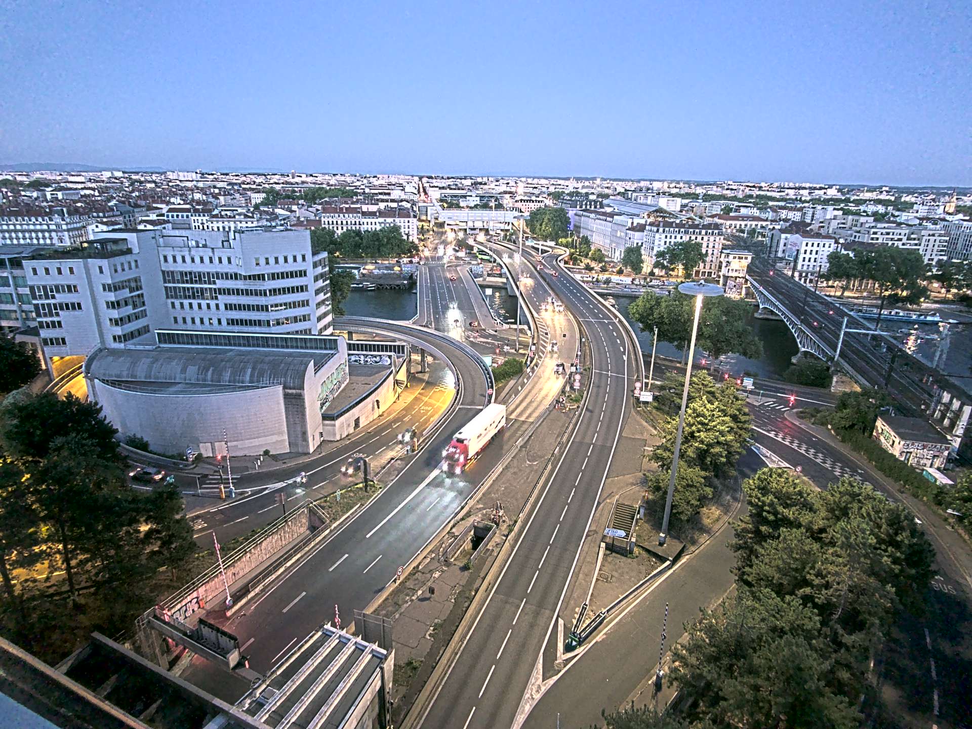Caméra autoroute à Lyon Perrache à l'entrée Sud du Tunnel sous Fourvière, en direction de Marseille