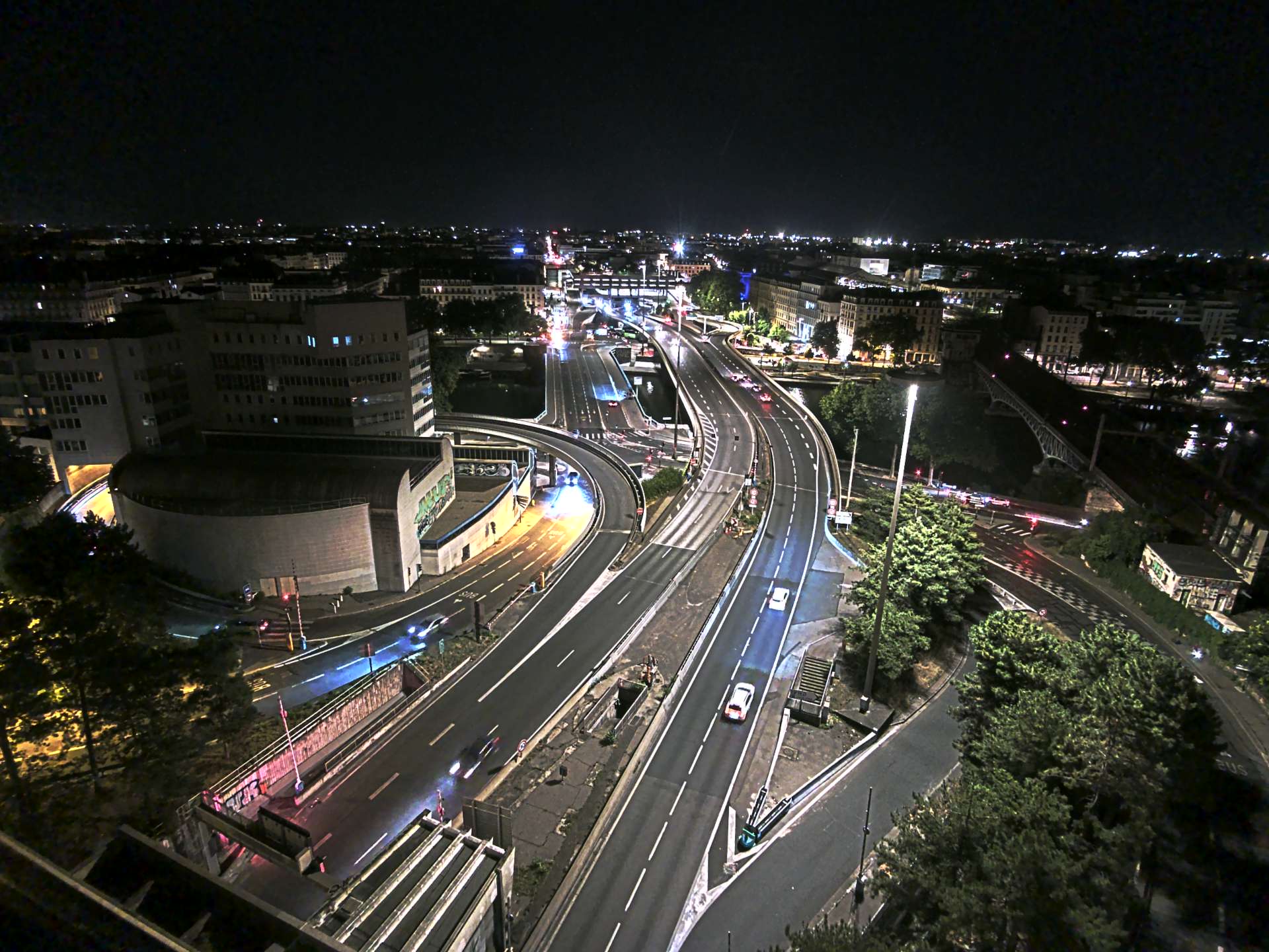 Caméra autoroute à Lyon Perrache à l'entrée Sud du Tunnel sous Fourvière, en direction de Marseille