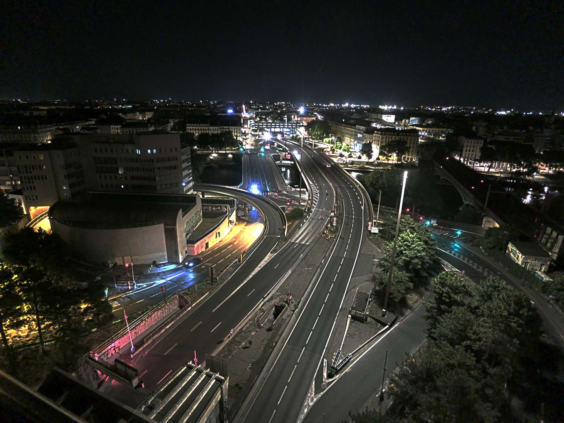 Caméra autoroute à Lyon Perrache à l'entrée Sud du Tunnel sous Fourvière, en direction de Marseille