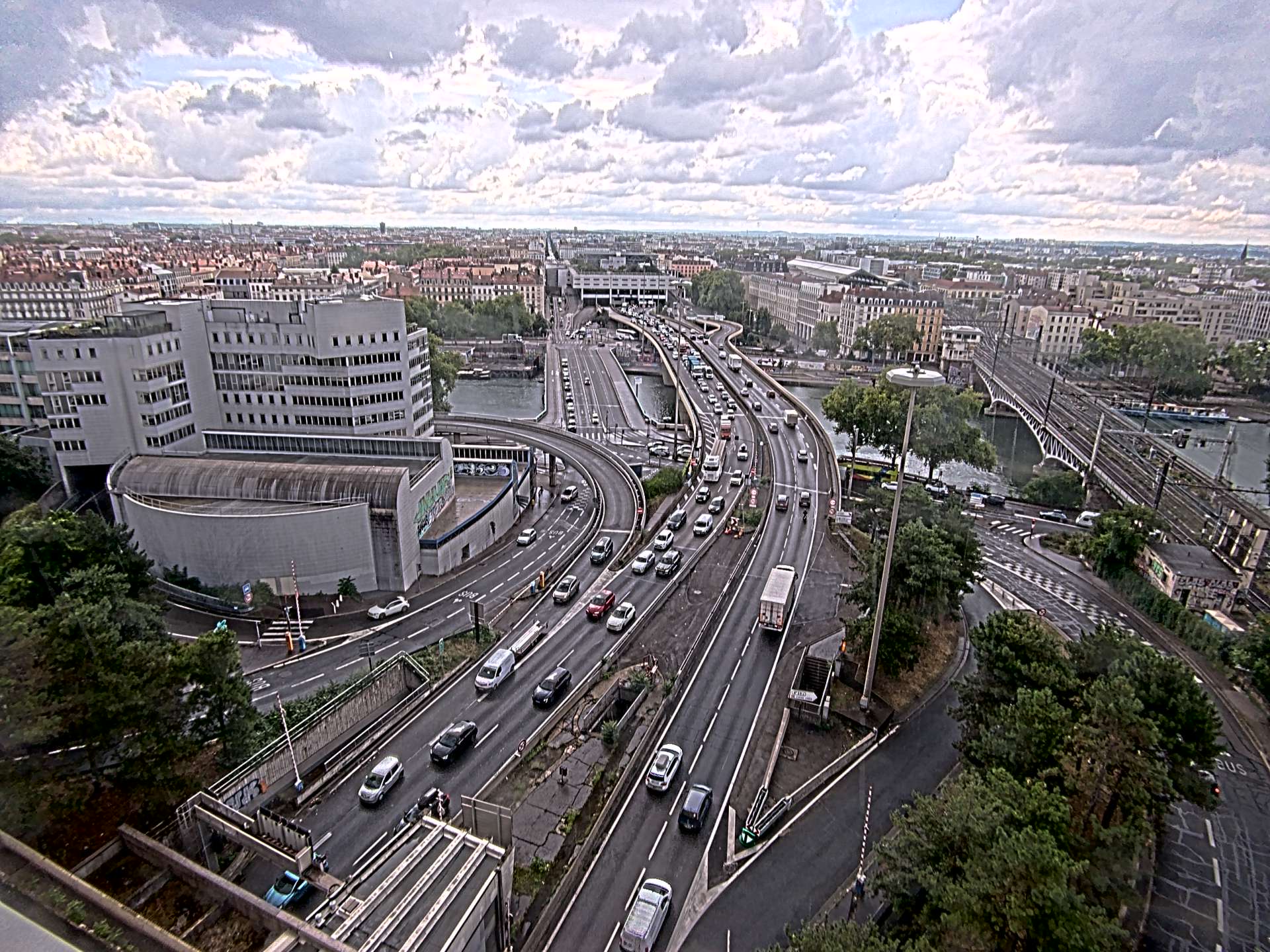 Caméra autoroute à Lyon Perrache à l'entrée Sud du Tunnel sous Fourvière, en direction de Marseille