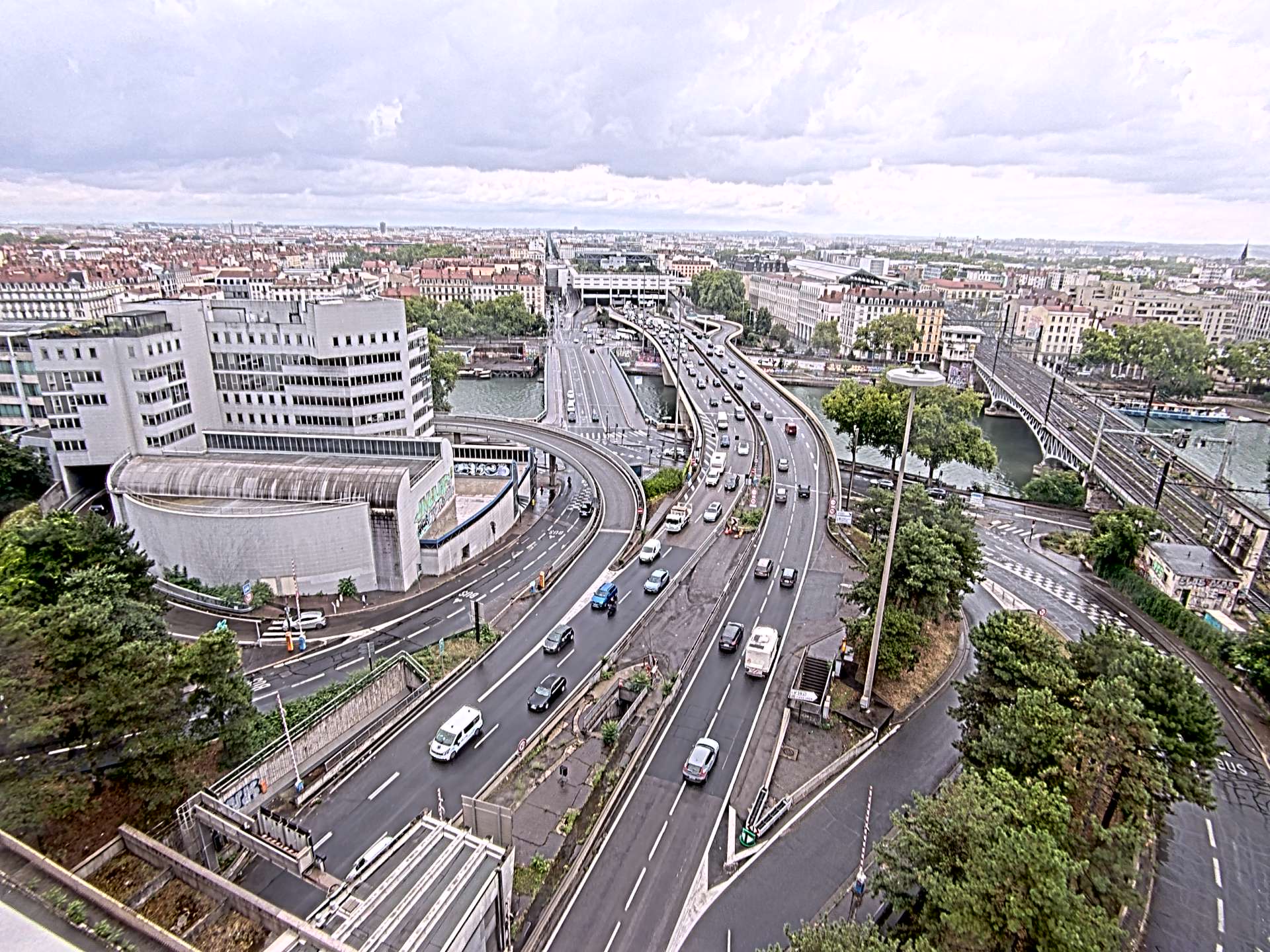 Caméra autoroute à Lyon Perrache à l'entrée Sud du Tunnel sous Fourvière, en direction de Marseille