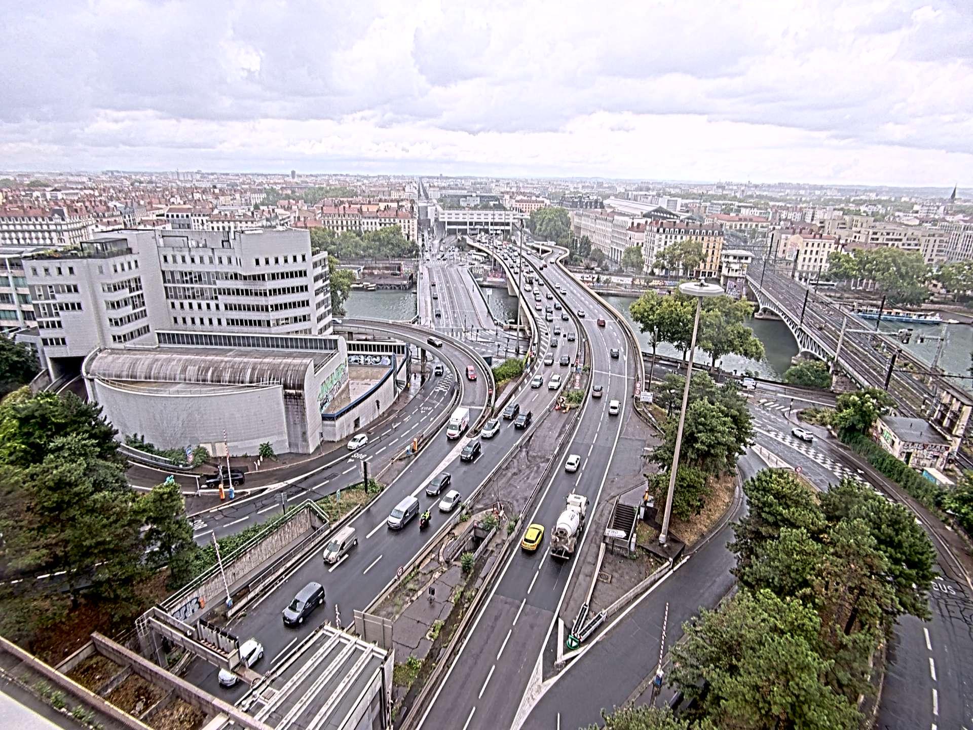 Caméra autoroute à Lyon Perrache à l'entrée Sud du Tunnel sous Fourvière, en direction de Marseille
