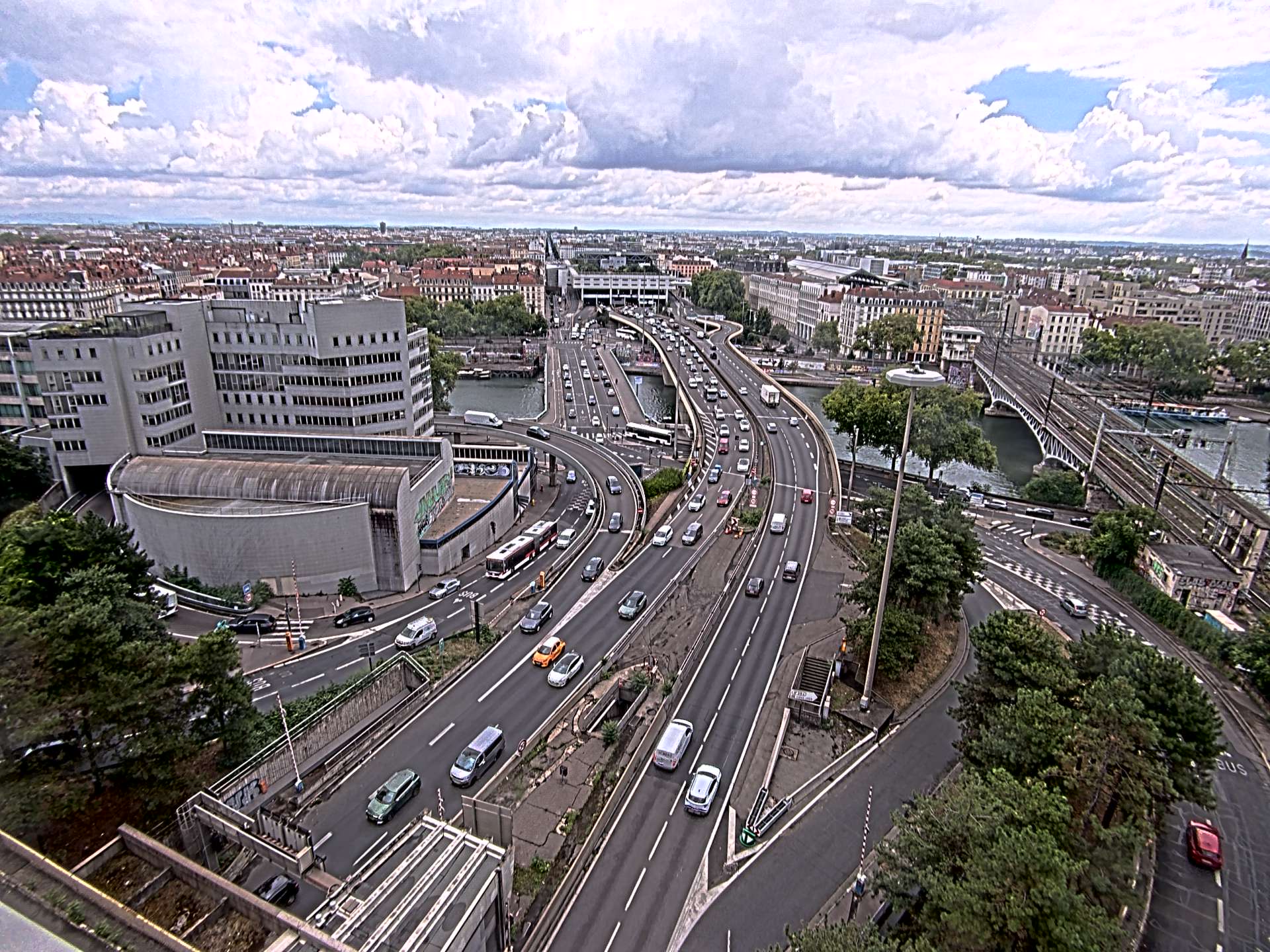Caméra autoroute à Lyon Perrache à l'entrée Sud du Tunnel sous Fourvière, en direction de Marseille