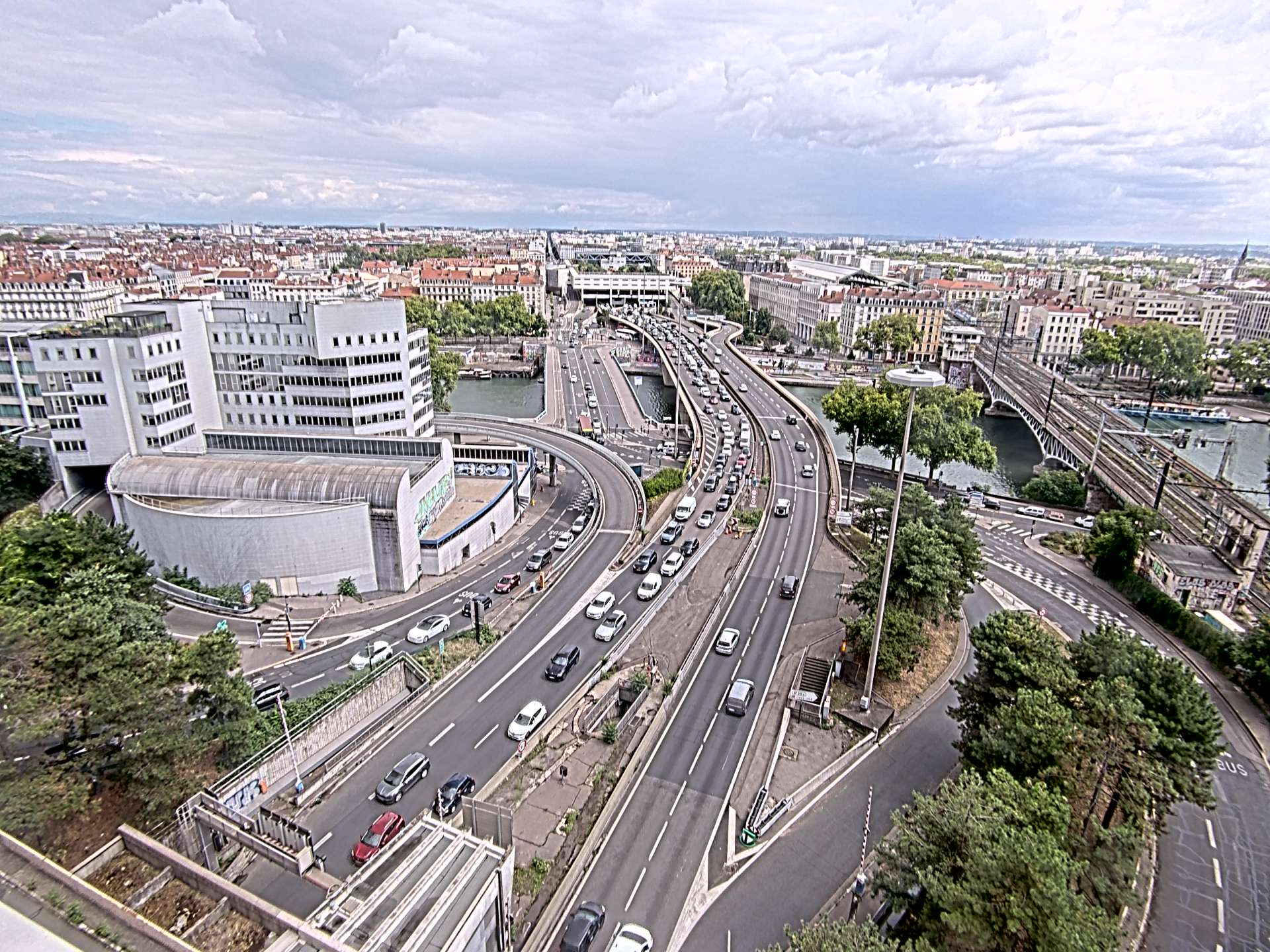 Caméra autoroute à Lyon Perrache à l'entrée Sud du Tunnel sous Fourvière, en direction de Marseille