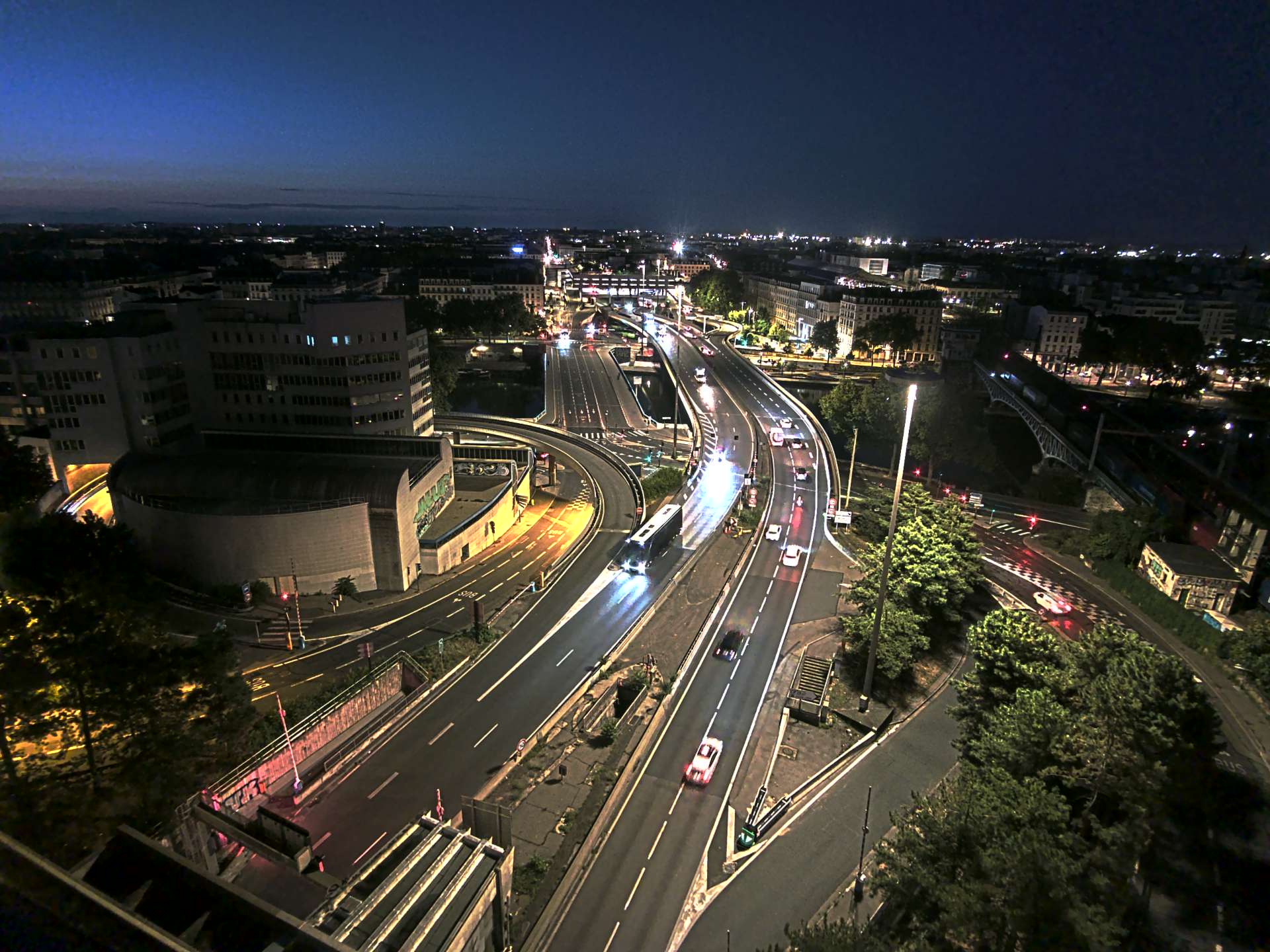 Caméra autoroute à Lyon Perrache à l'entrée Sud du Tunnel sous Fourvière, en direction de Marseille