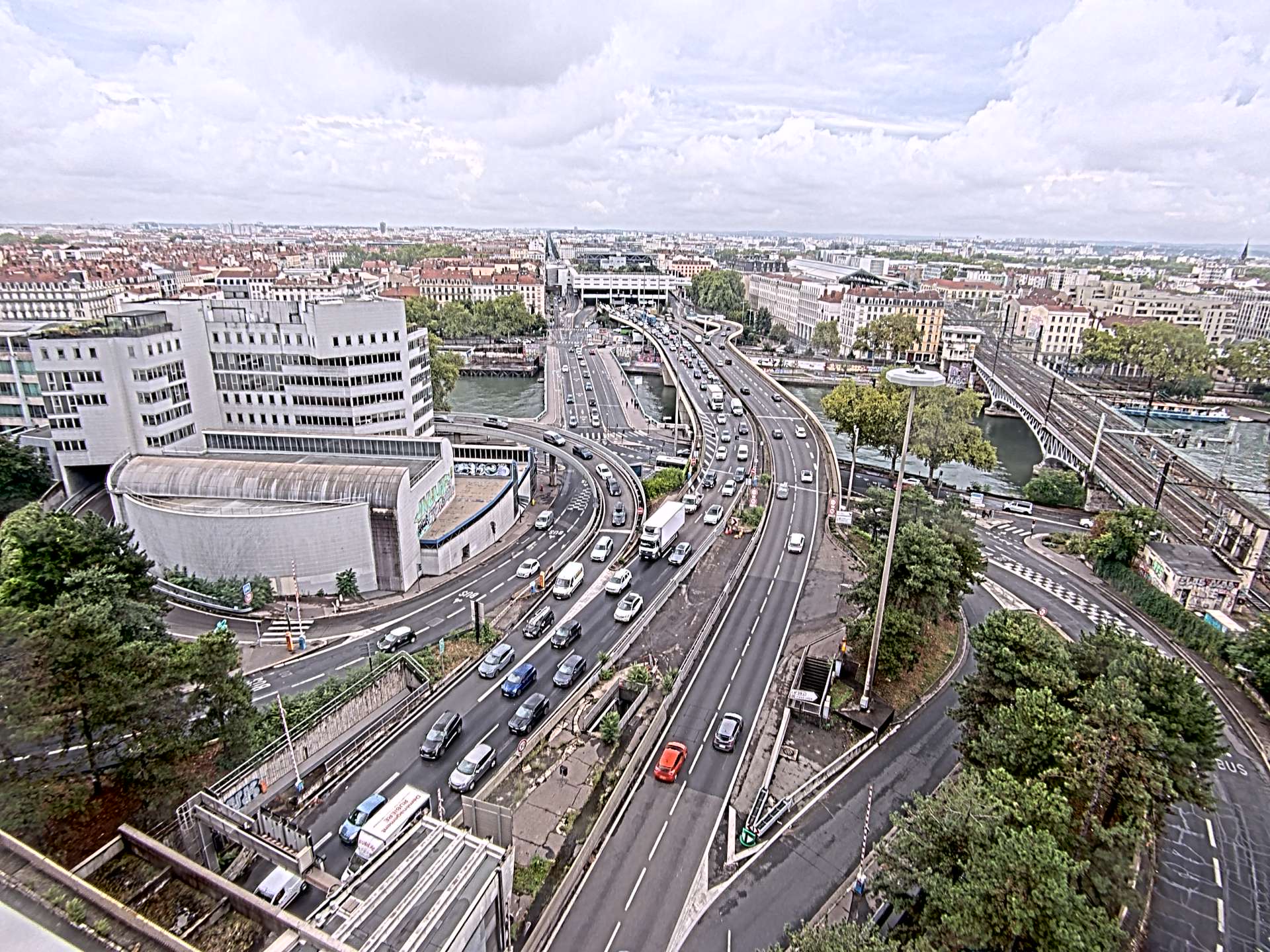 Caméra autoroute à Lyon Perrache à l'entrée Sud du Tunnel sous Fourvière, en direction de Marseille