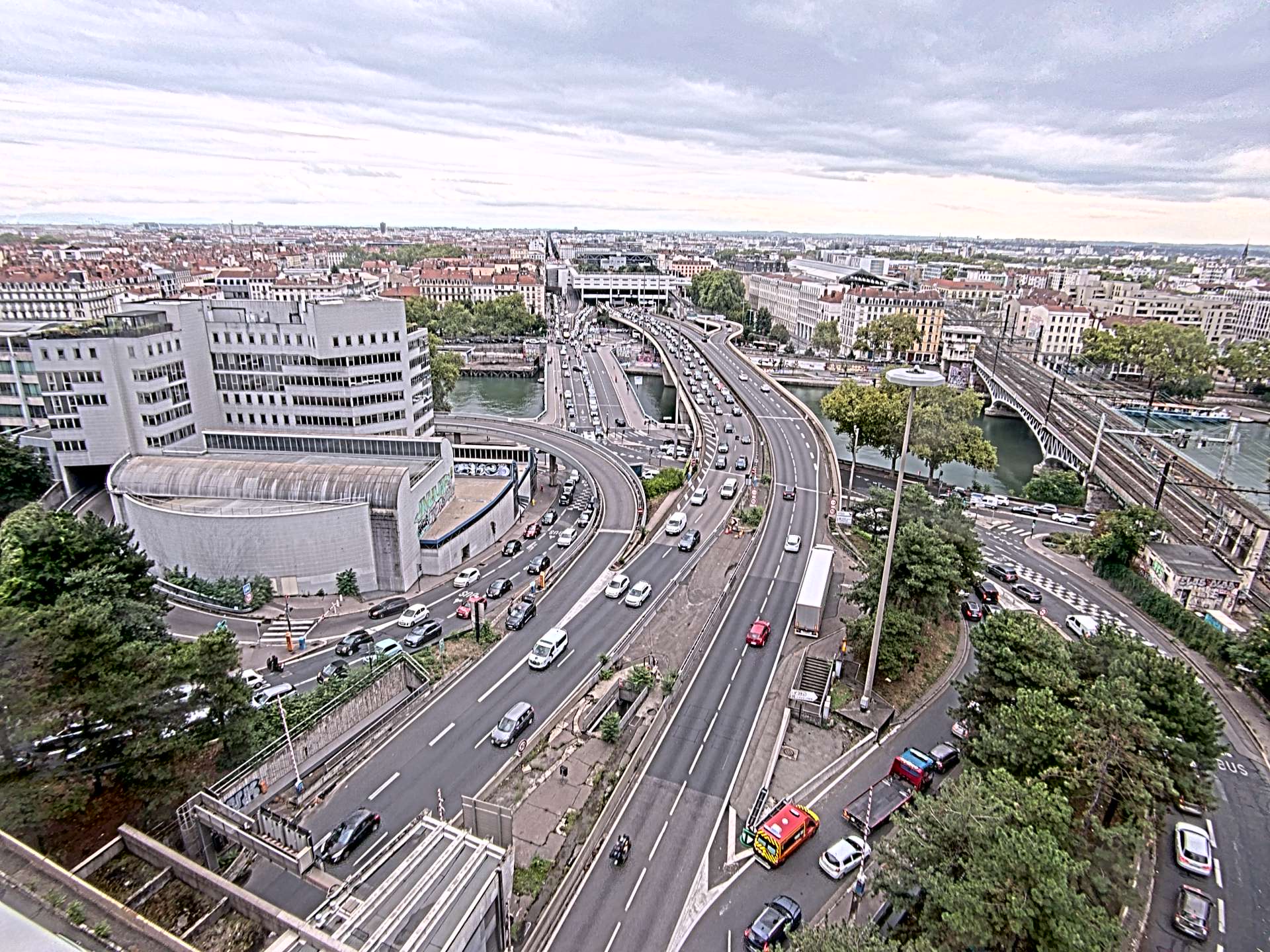Caméra autoroute à Lyon Perrache à l'entrée Sud du Tunnel sous Fourvière, en direction de Marseille