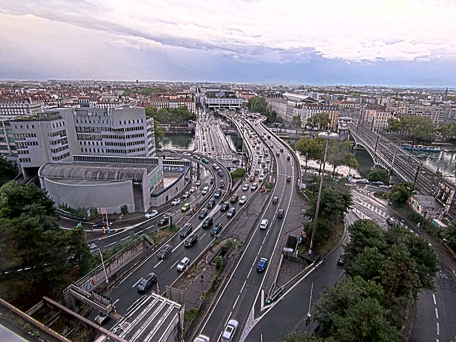 Caméra autoroute à Lyon Perrache à l'entrée Sud du Tunnel sous Fourvière, en direction de Marseille