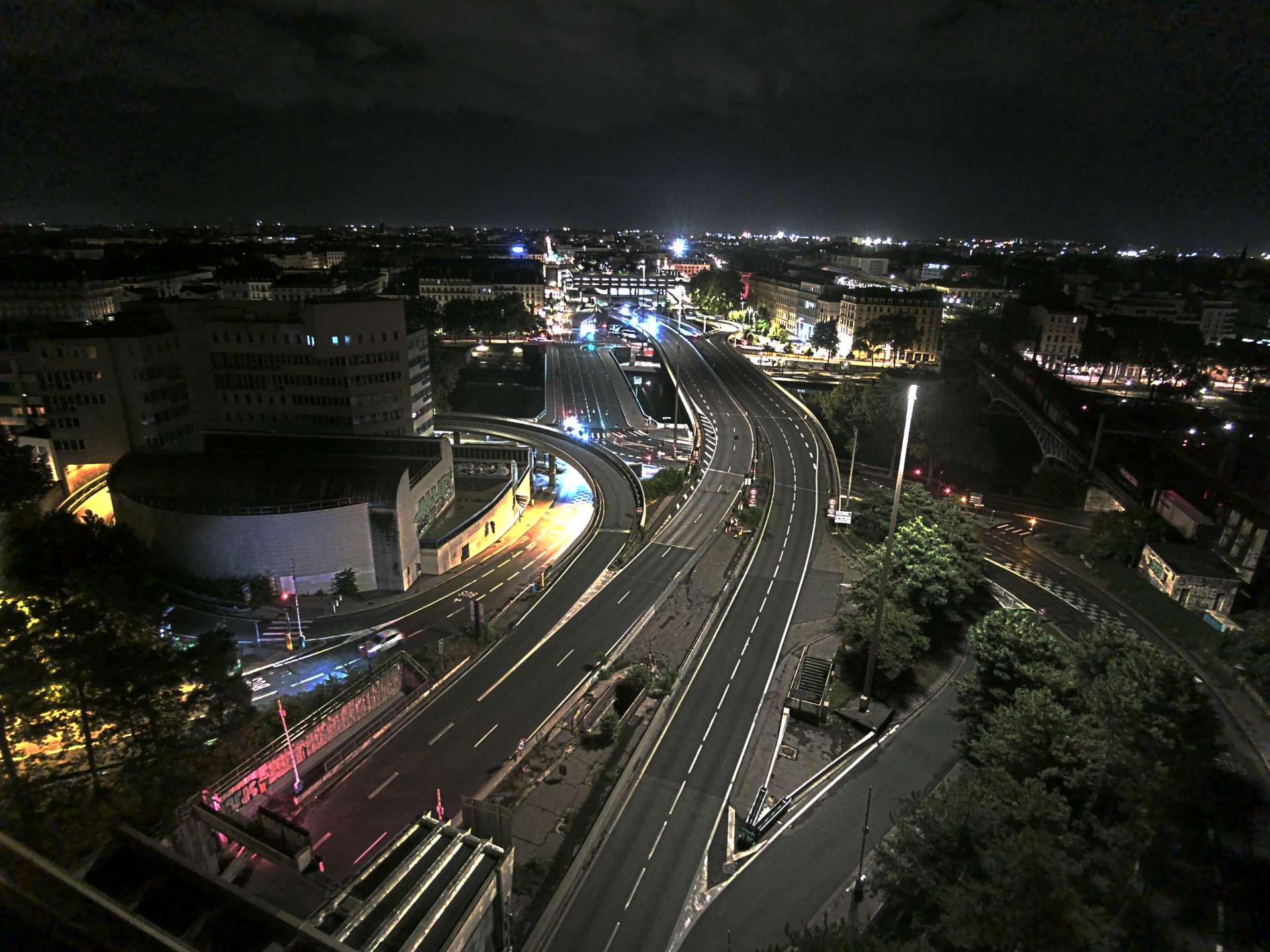 Caméra autoroute à Lyon Perrache à l'entrée Sud du Tunnel sous Fourvière, en direction de Marseille