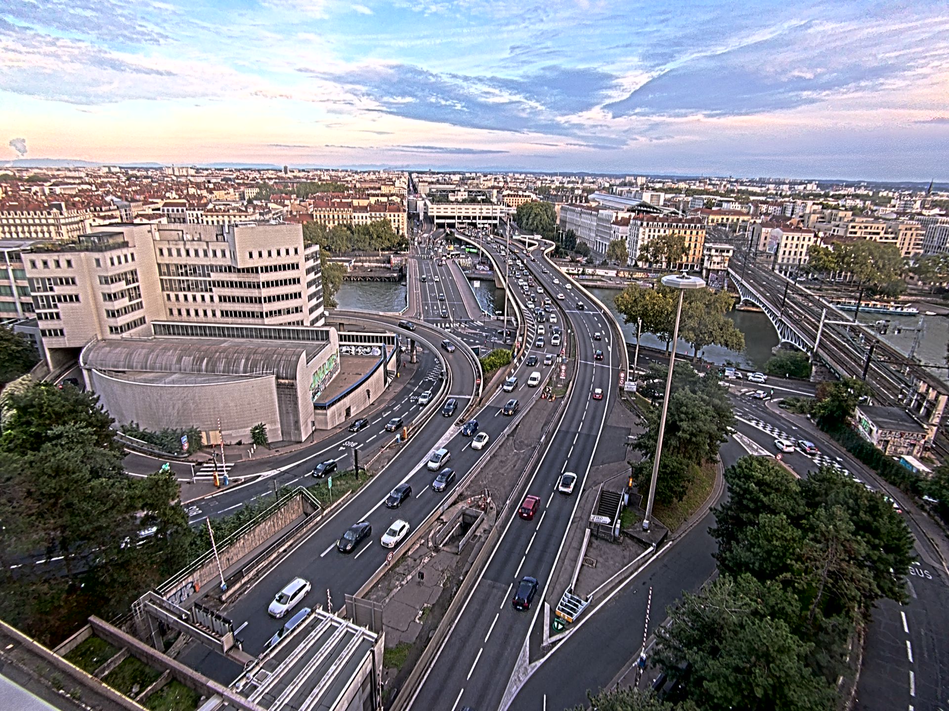 Caméra autoroute à Lyon Perrache à l'entrée Sud du Tunnel sous Fourvière, en direction de Marseille
