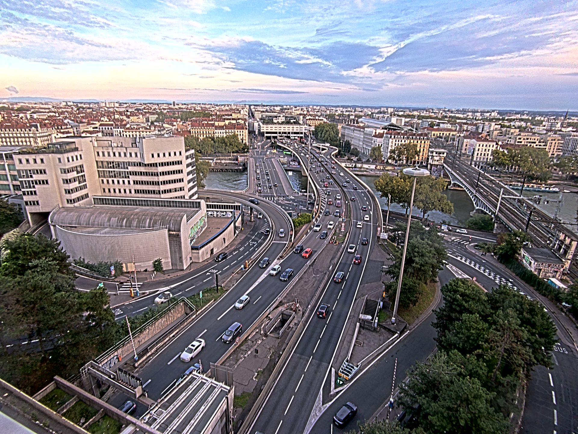 Caméra autoroute à Lyon Perrache à l'entrée Sud du Tunnel sous Fourvière, en direction de Marseille