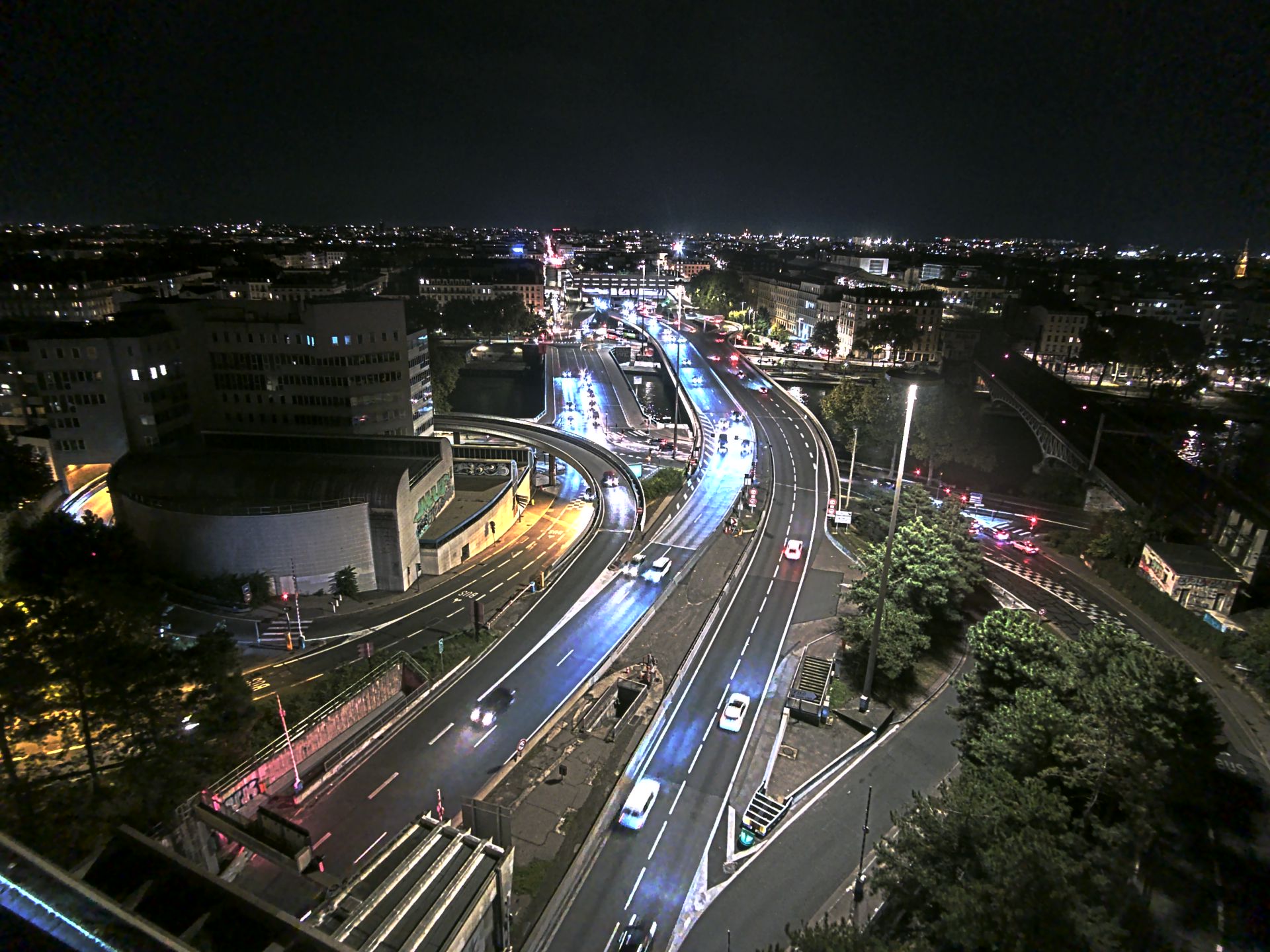 Caméra autoroute à Lyon Perrache à l'entrée Sud du Tunnel sous Fourvière, en direction de Marseille