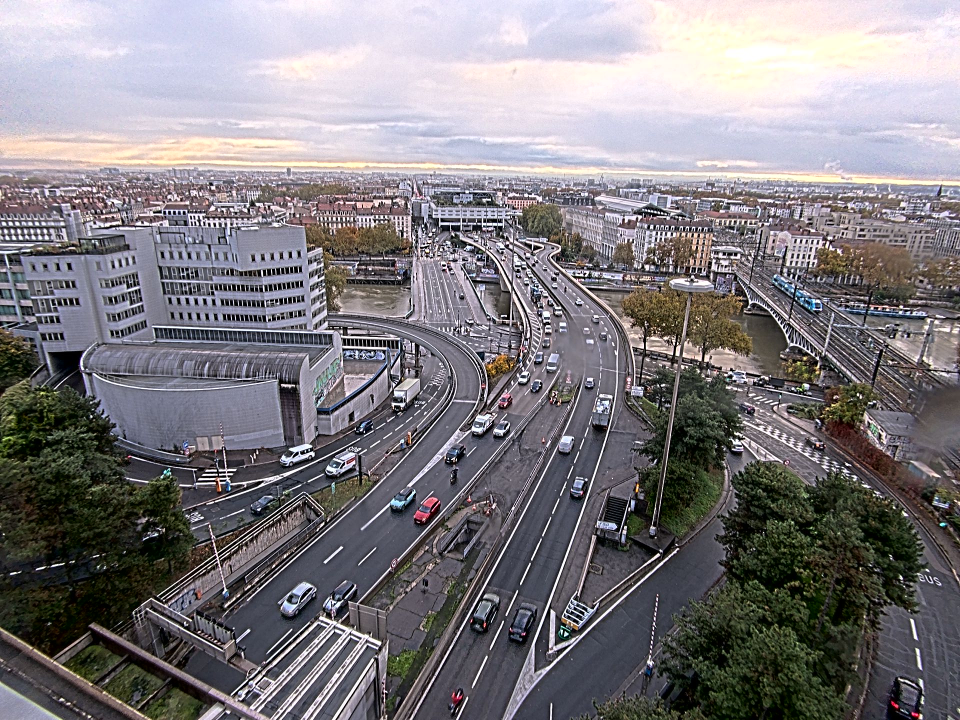 Caméra autoroute à Lyon Perrache à l'entrée Sud du Tunnel sous Fourvière, en direction de Marseille