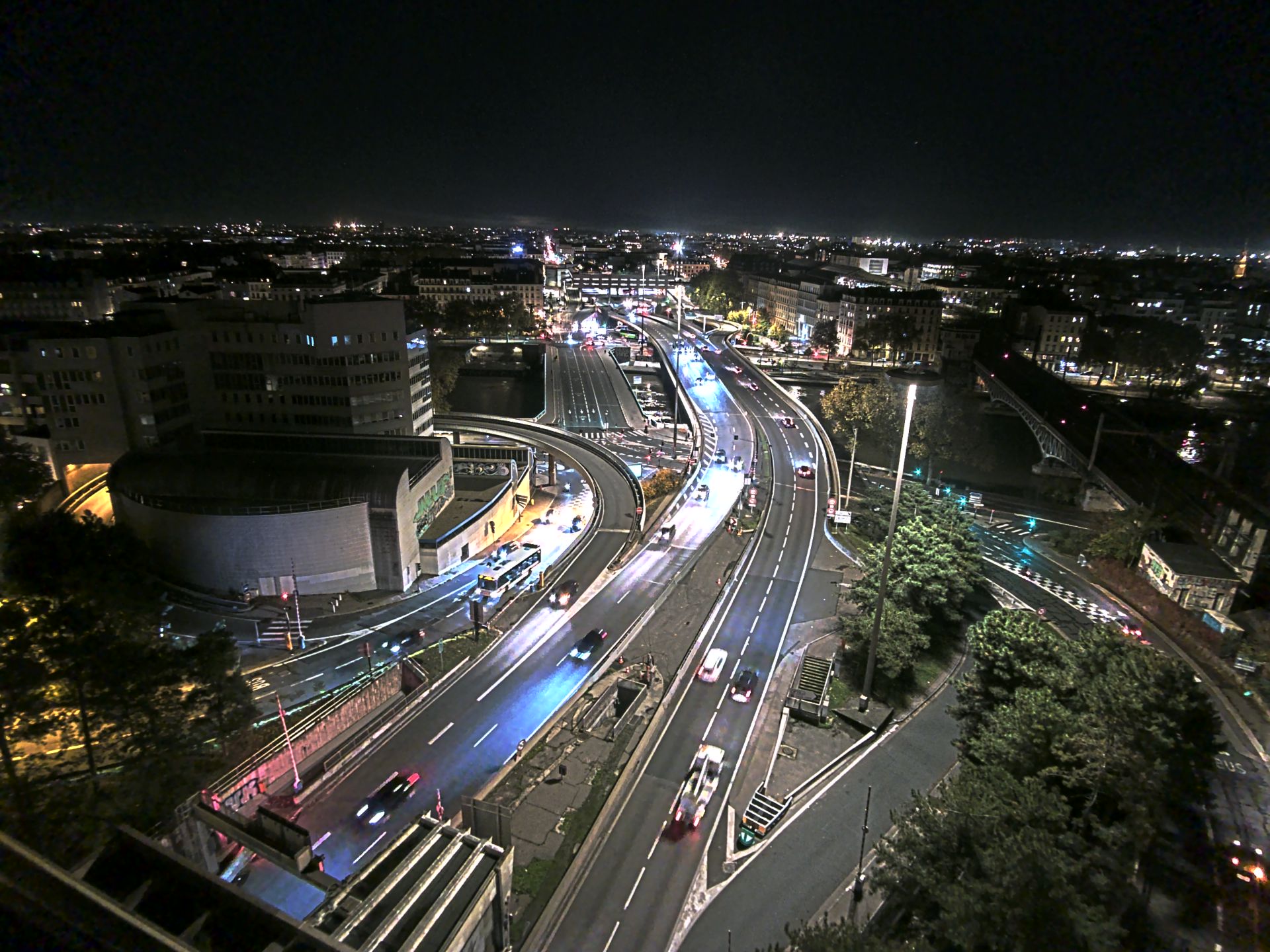 Caméra autoroute à Lyon Perrache à l'entrée Sud du Tunnel sous Fourvière, en direction de Marseille