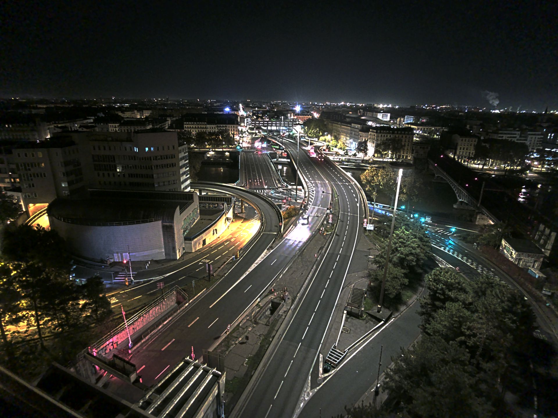 Caméra autoroute à Lyon Perrache à l'entrée Sud du Tunnel sous Fourvière, en direction de Marseille