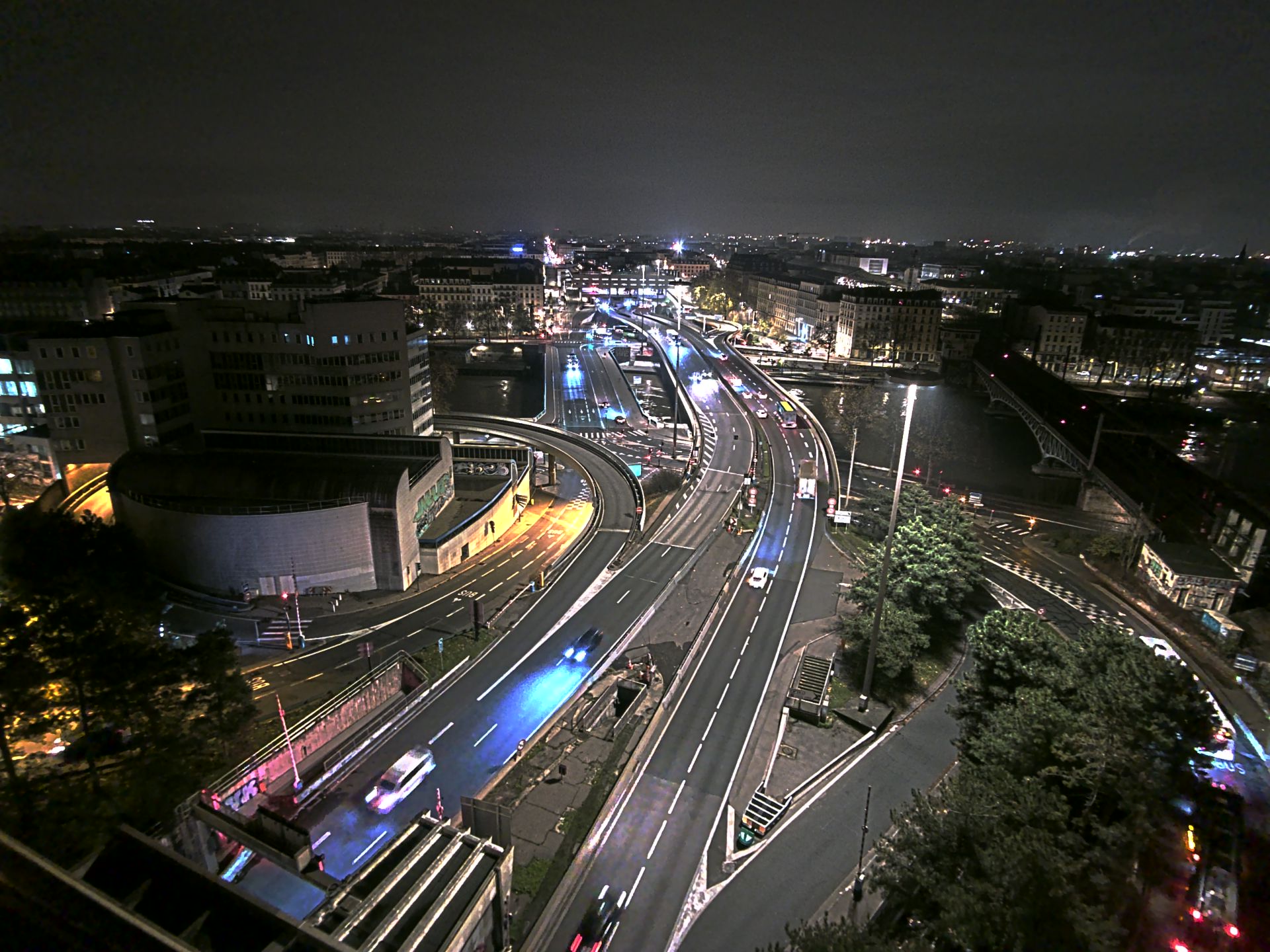 Caméra autoroute à Lyon Perrache à l'entrée Sud du Tunnel sous Fourvière, en direction de Marseille